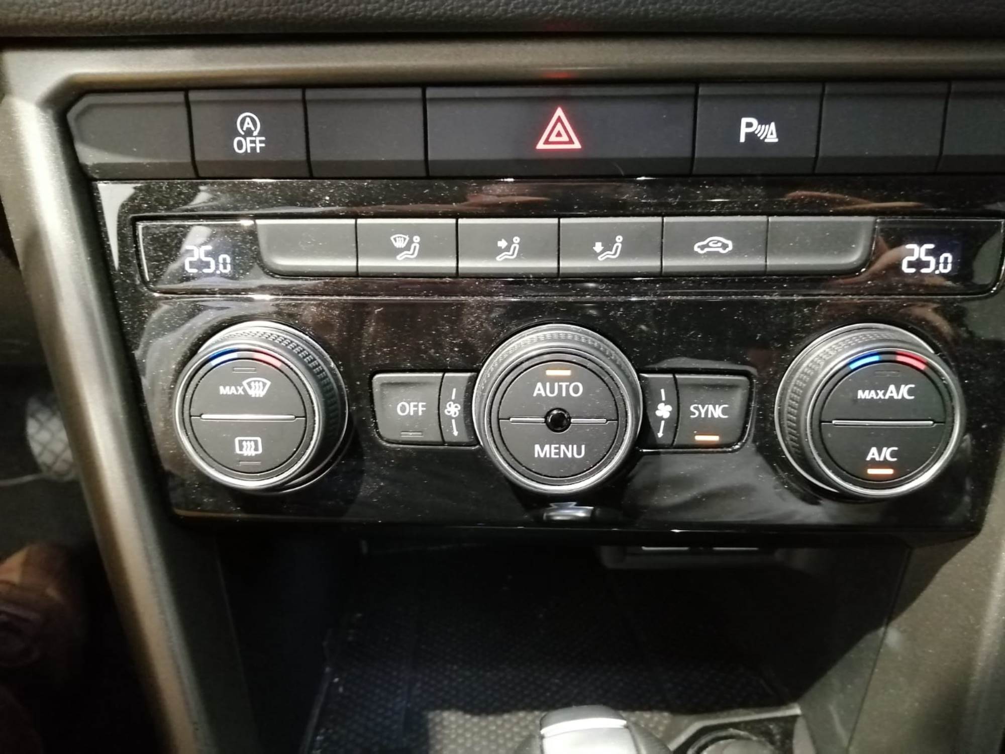 Volkswagen T-Roc 1.5 TSI ADVANCE STYLE 150CV DSG 