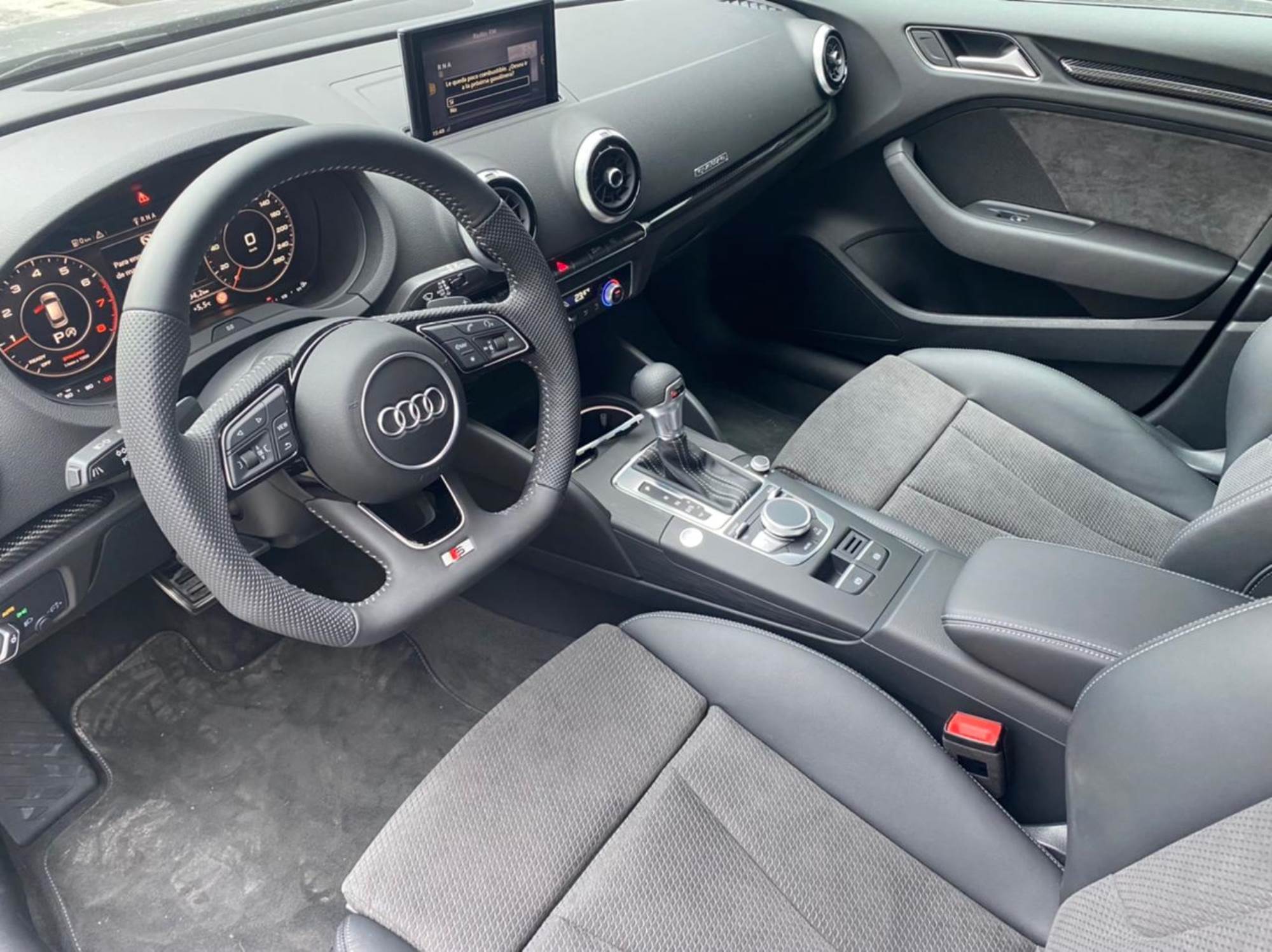 Audi A3 SPORTBACK BLACK LINE EDITION 40TFSI QUATTRO 190CV KM0!!!!!!