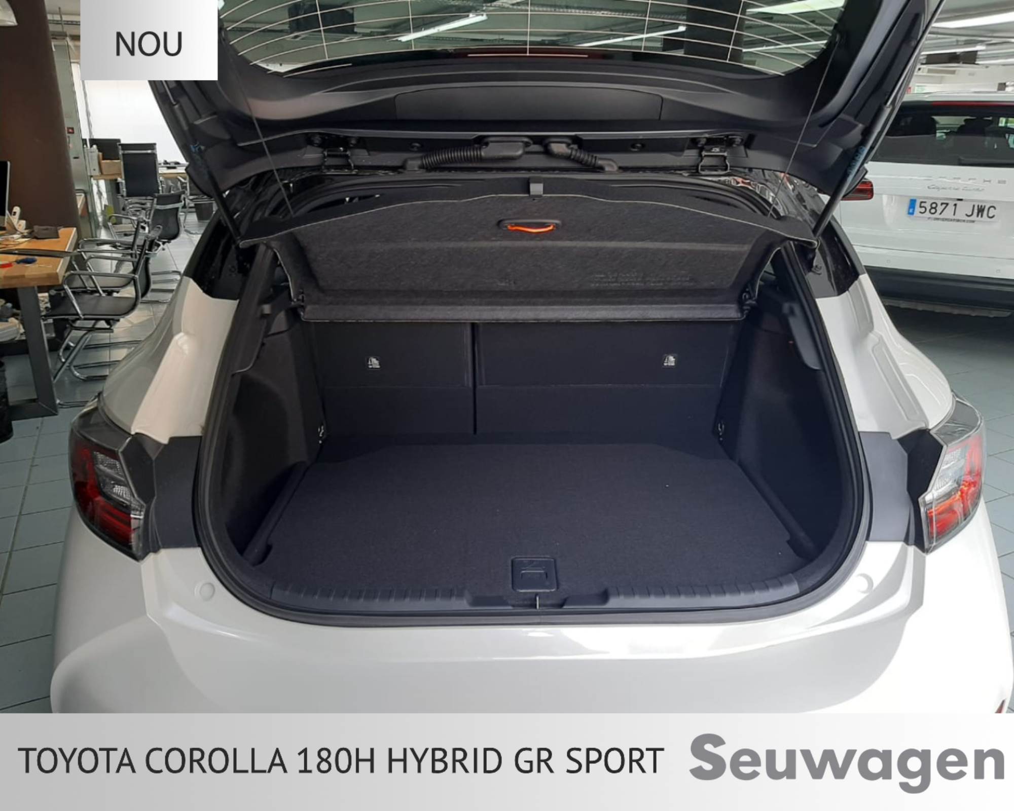 Toyota Corolla 180H GR-SPORT