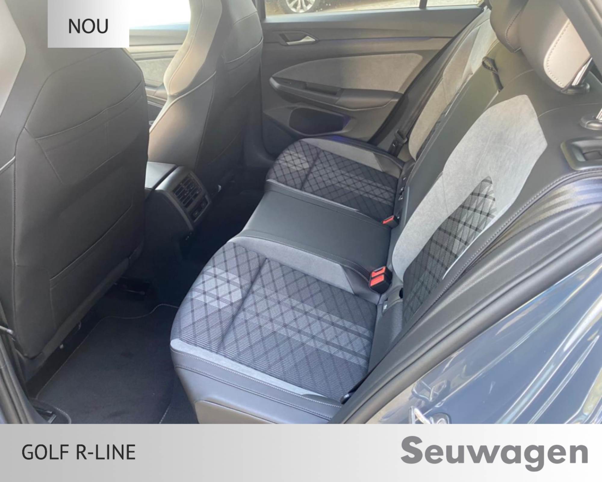 Volkswagen Golf R-line eTSI