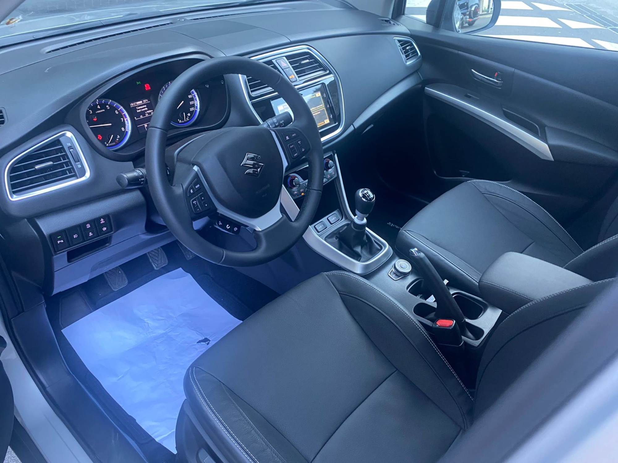 Suzuki S-Cross GLX/SR 4WD 