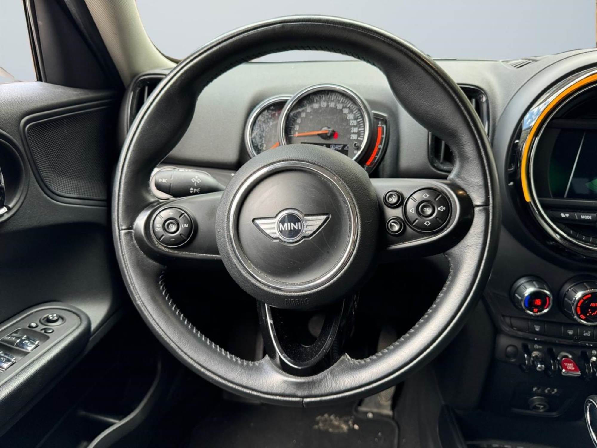 MINI Cooper D Countryman 