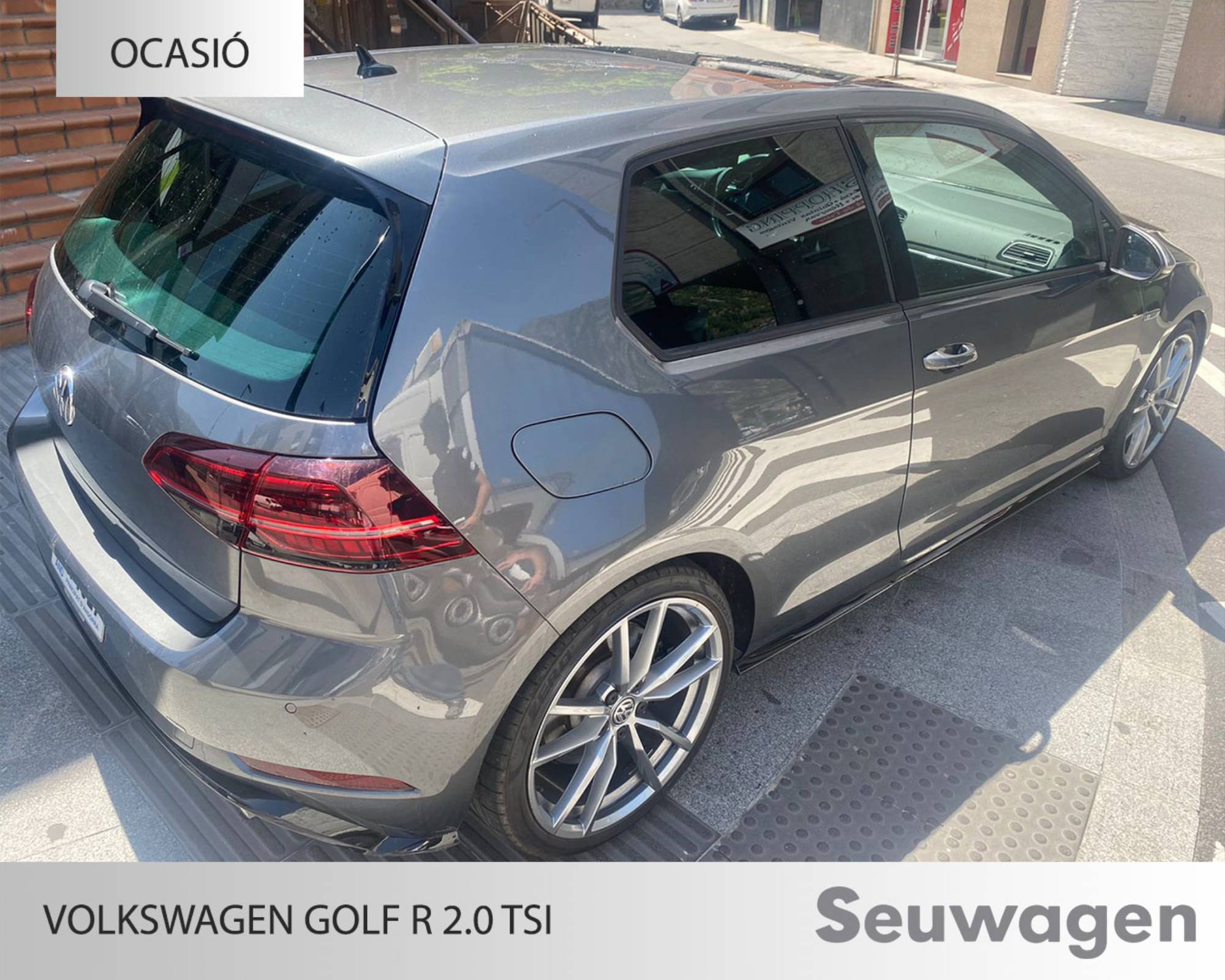 Volkswagen Golf R 2.0 TSI