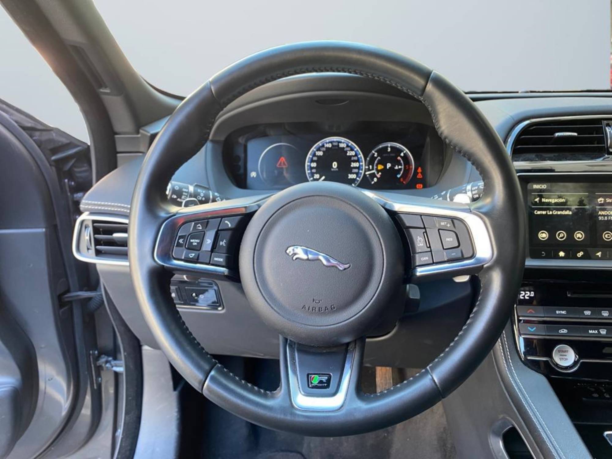 Jaguar F-Pace SUV