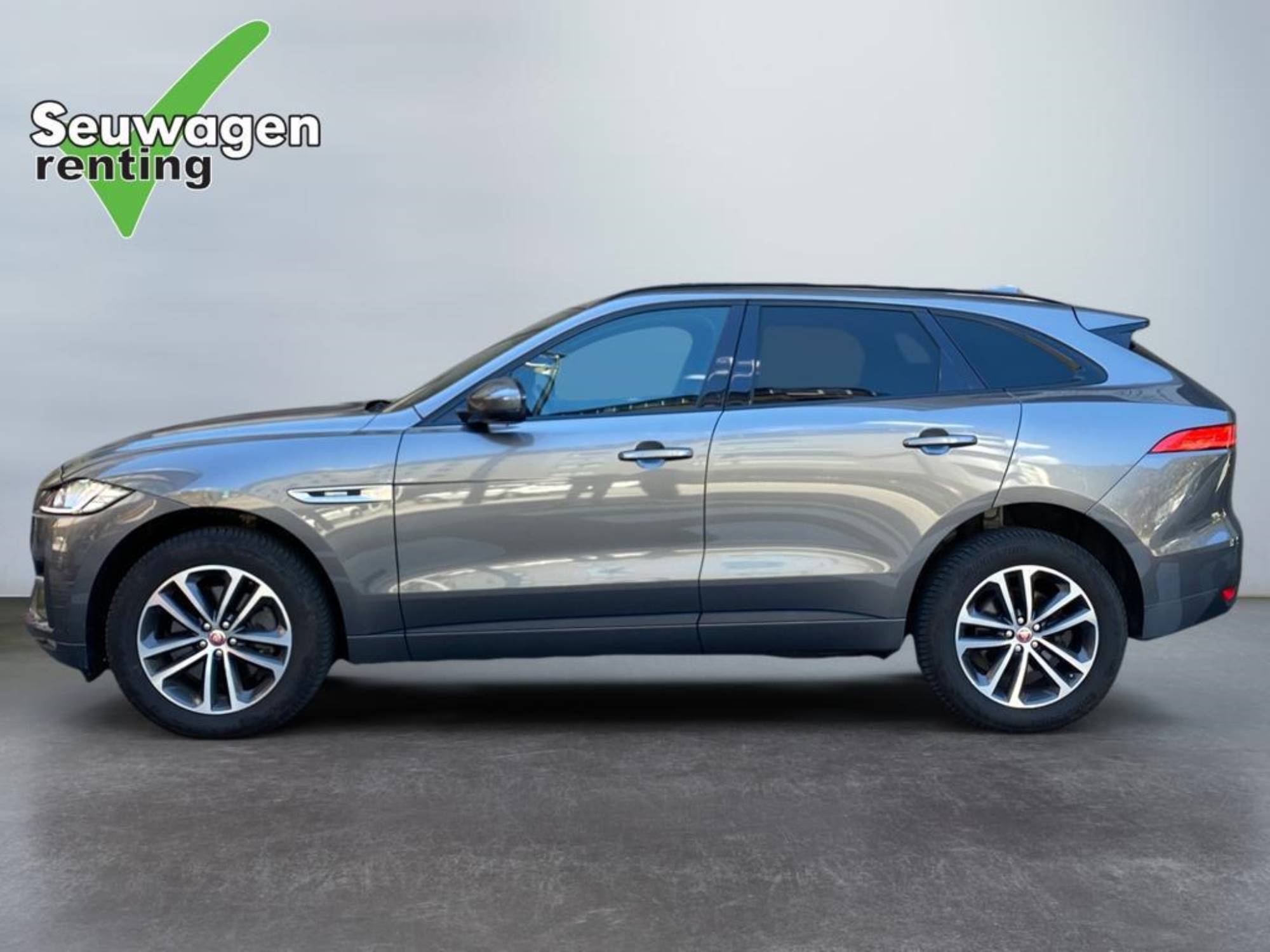 Jaguar F-Pace SUV