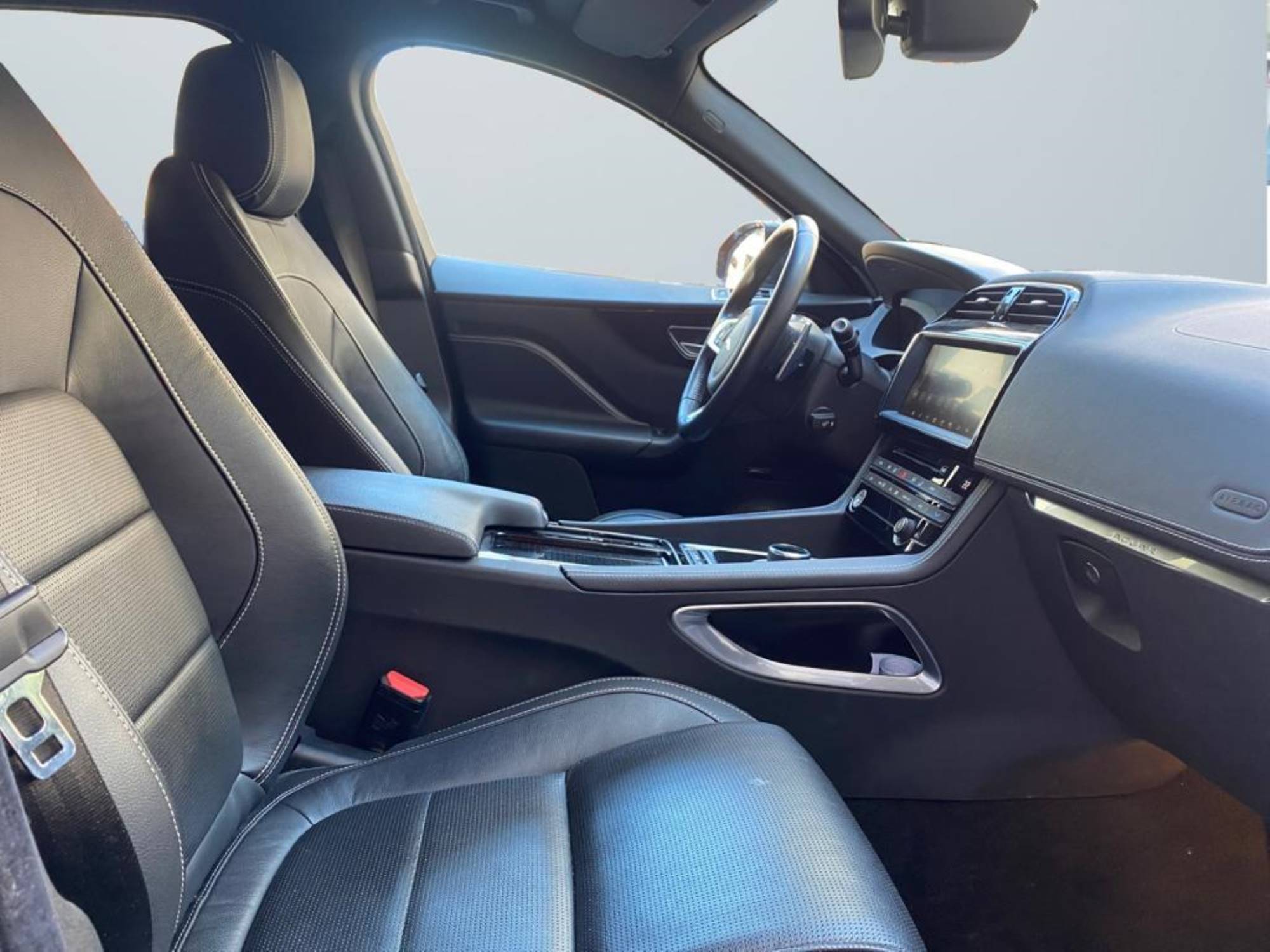 Jaguar F-Pace SUV