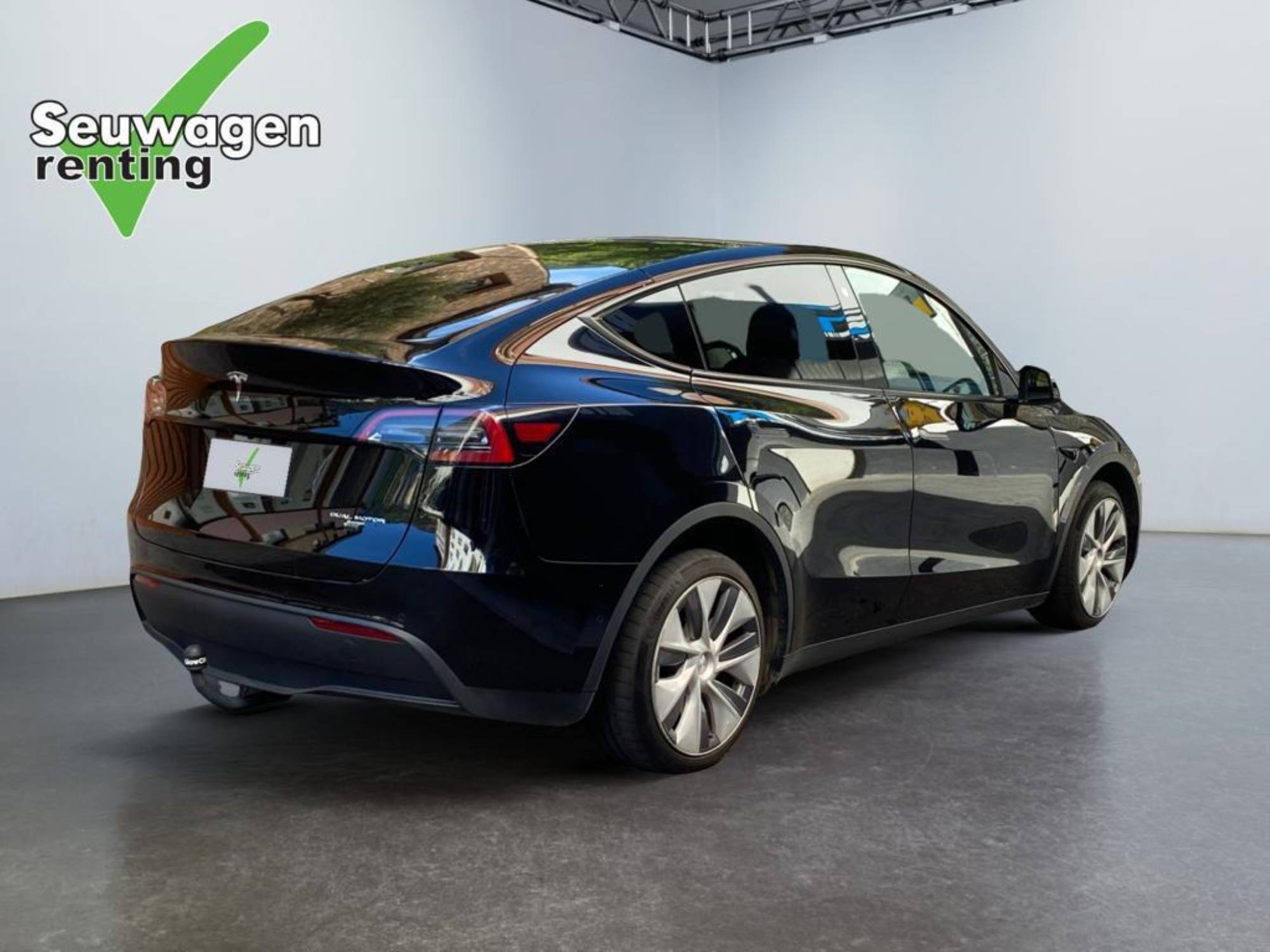 Tesla Model Y Dual motor