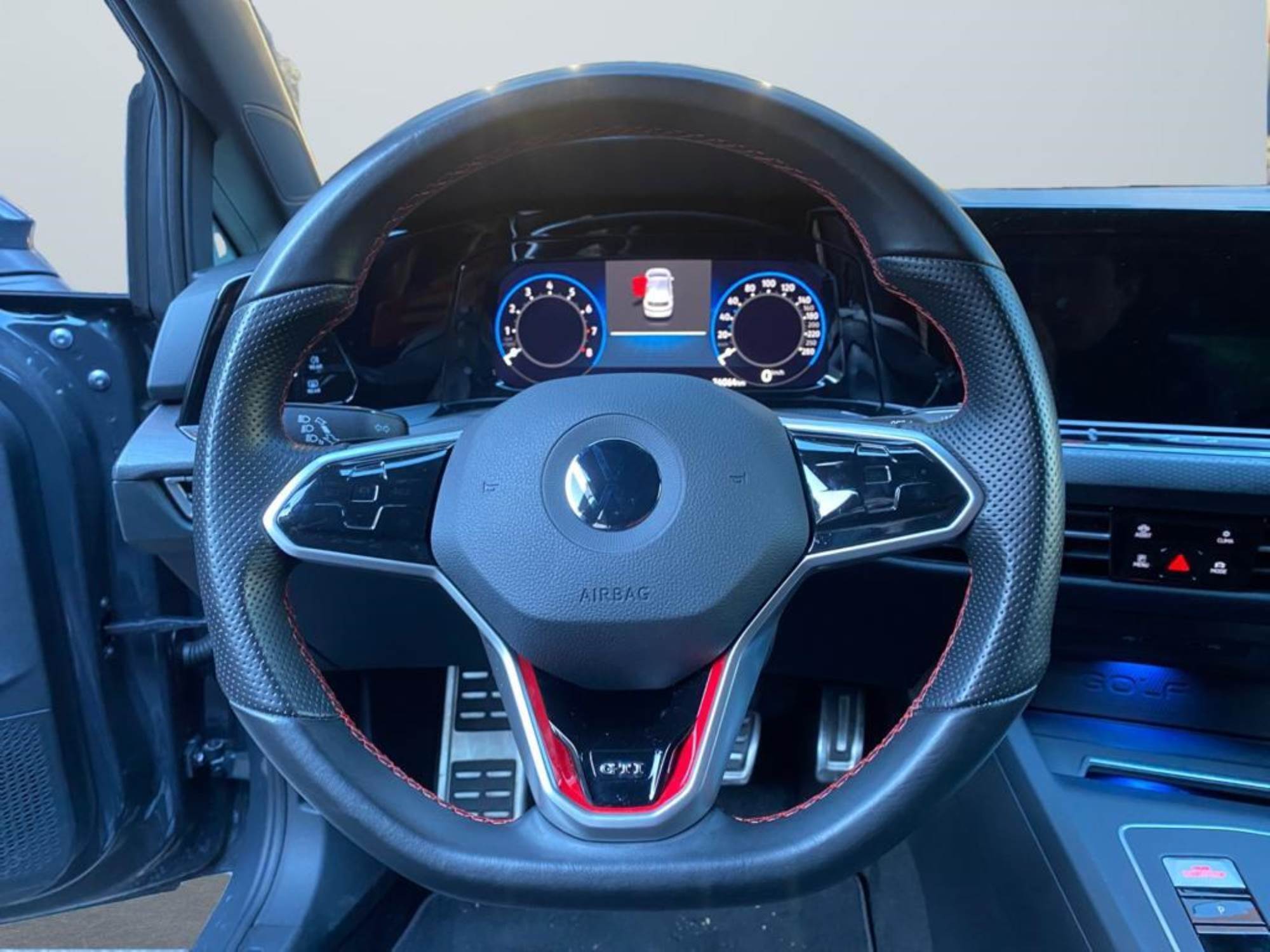 Volkswagen Golf GTI