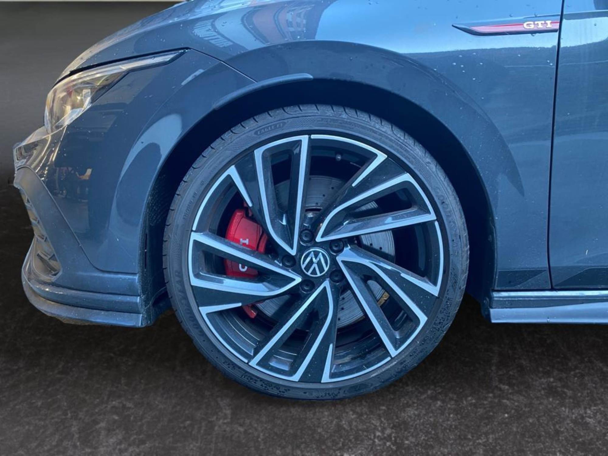 Volkswagen Golf GTI
