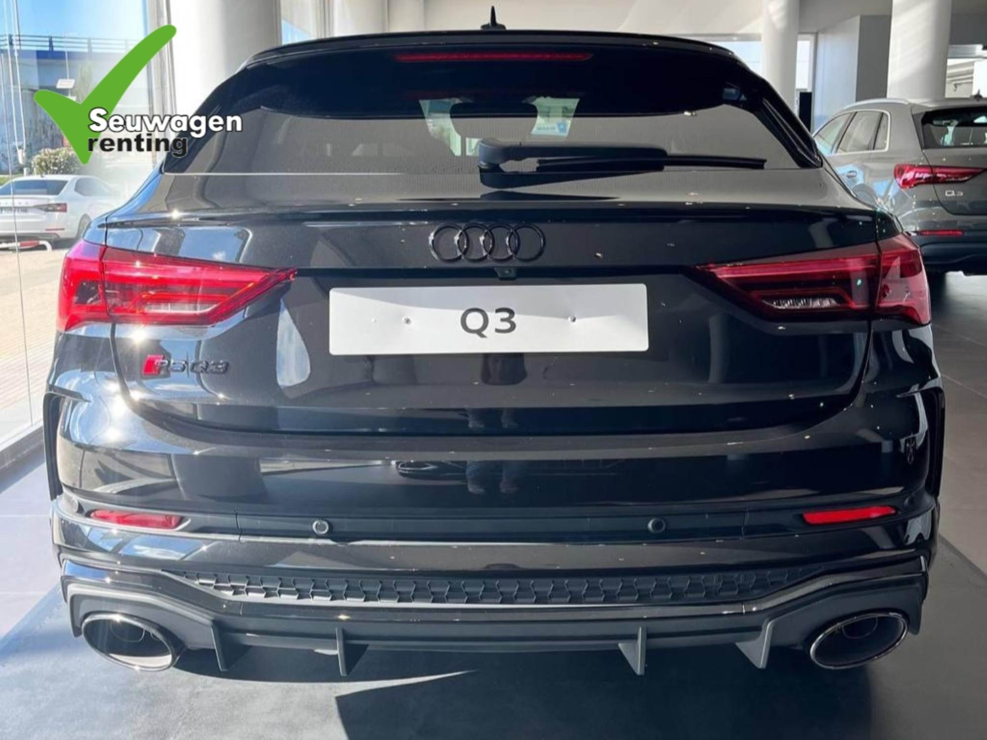 Audi RSQ3 