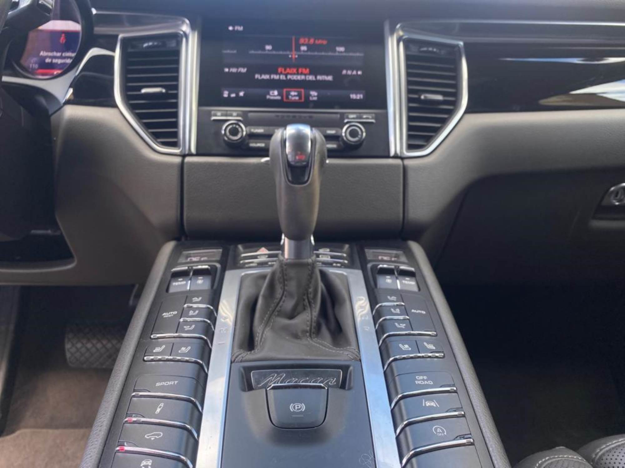 Porsche Macan S 