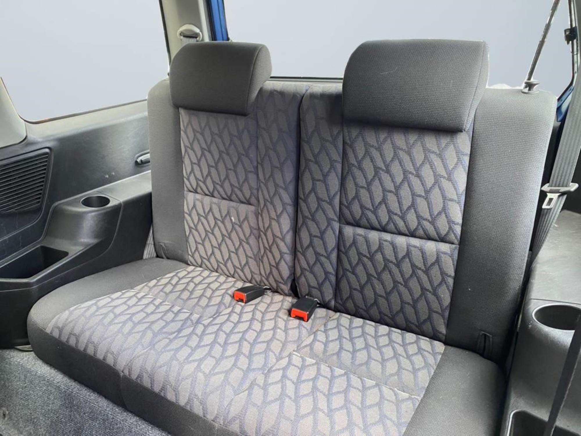 Mitsubishi Montero PININ 10