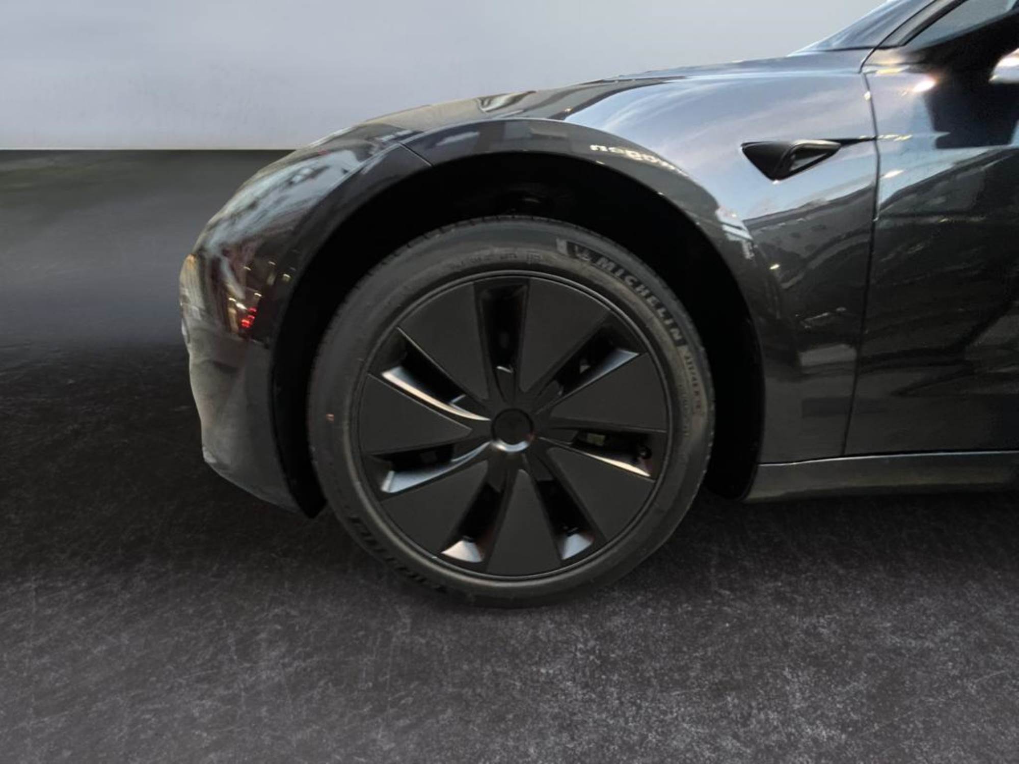 Tesla Model 3 Long Range
