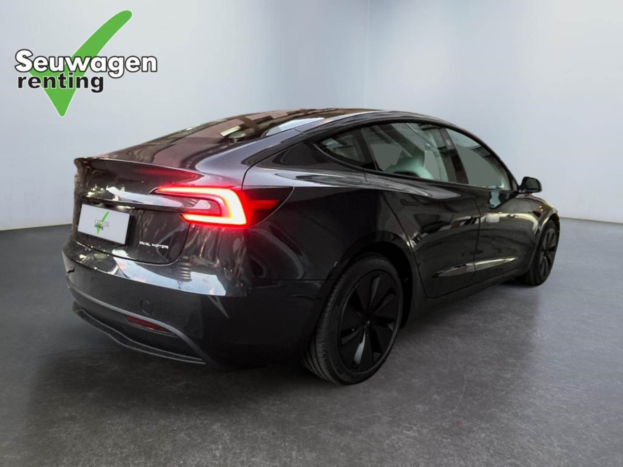 Tesla Model 3 Long Range