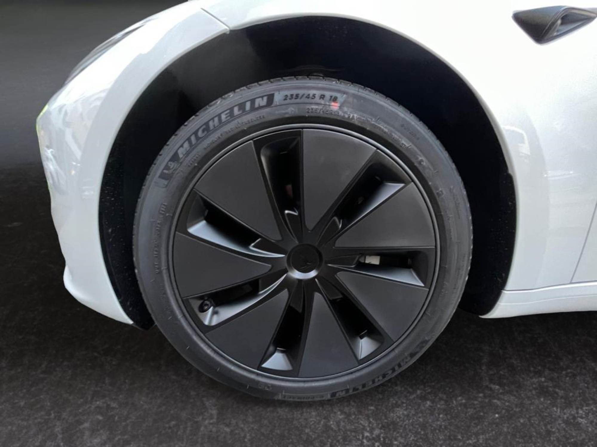Tesla Model 3 Standard Range