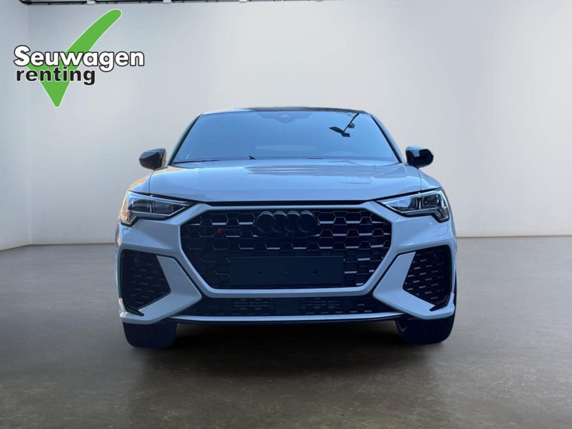 Audi RSQ3 