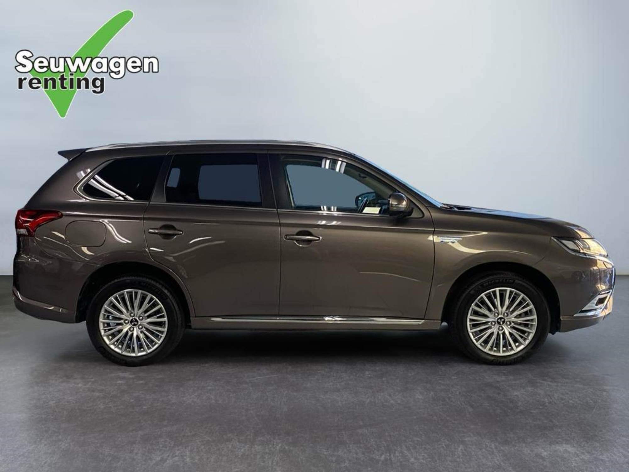 Mitsubishi Outlander Phev 4WD