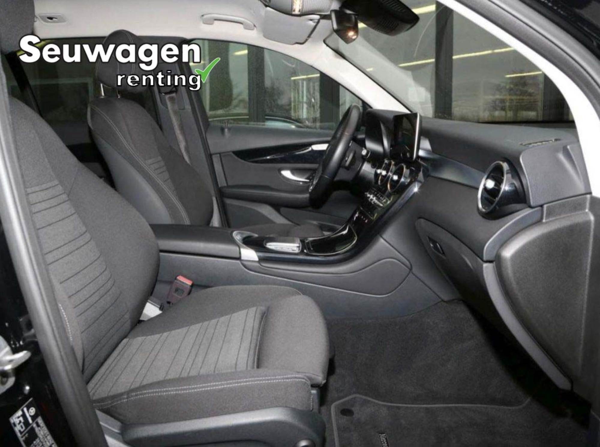 Mercedes-Benz GLC 300 e 4M AMG 