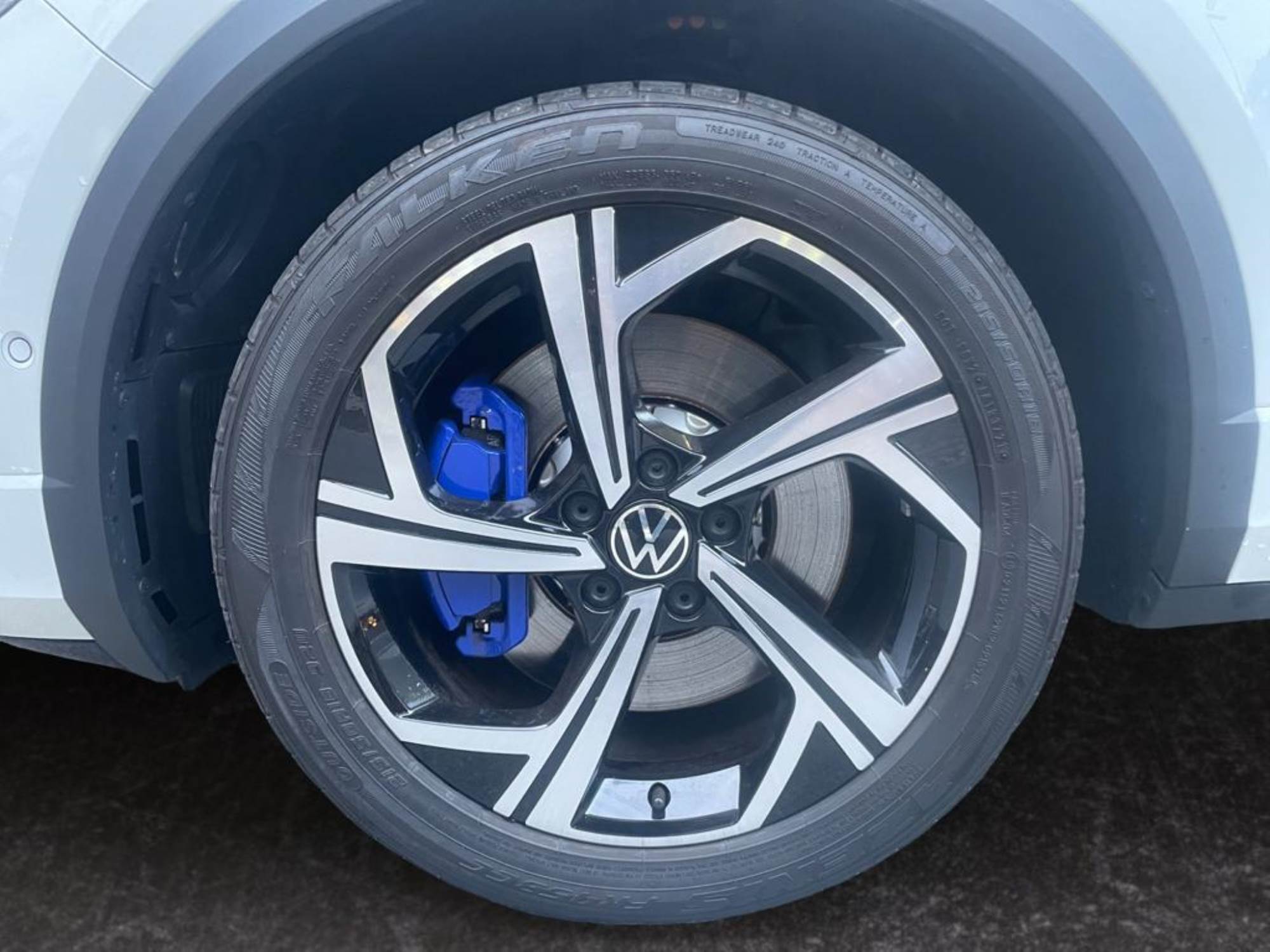 Volkswagen T-Roc R 