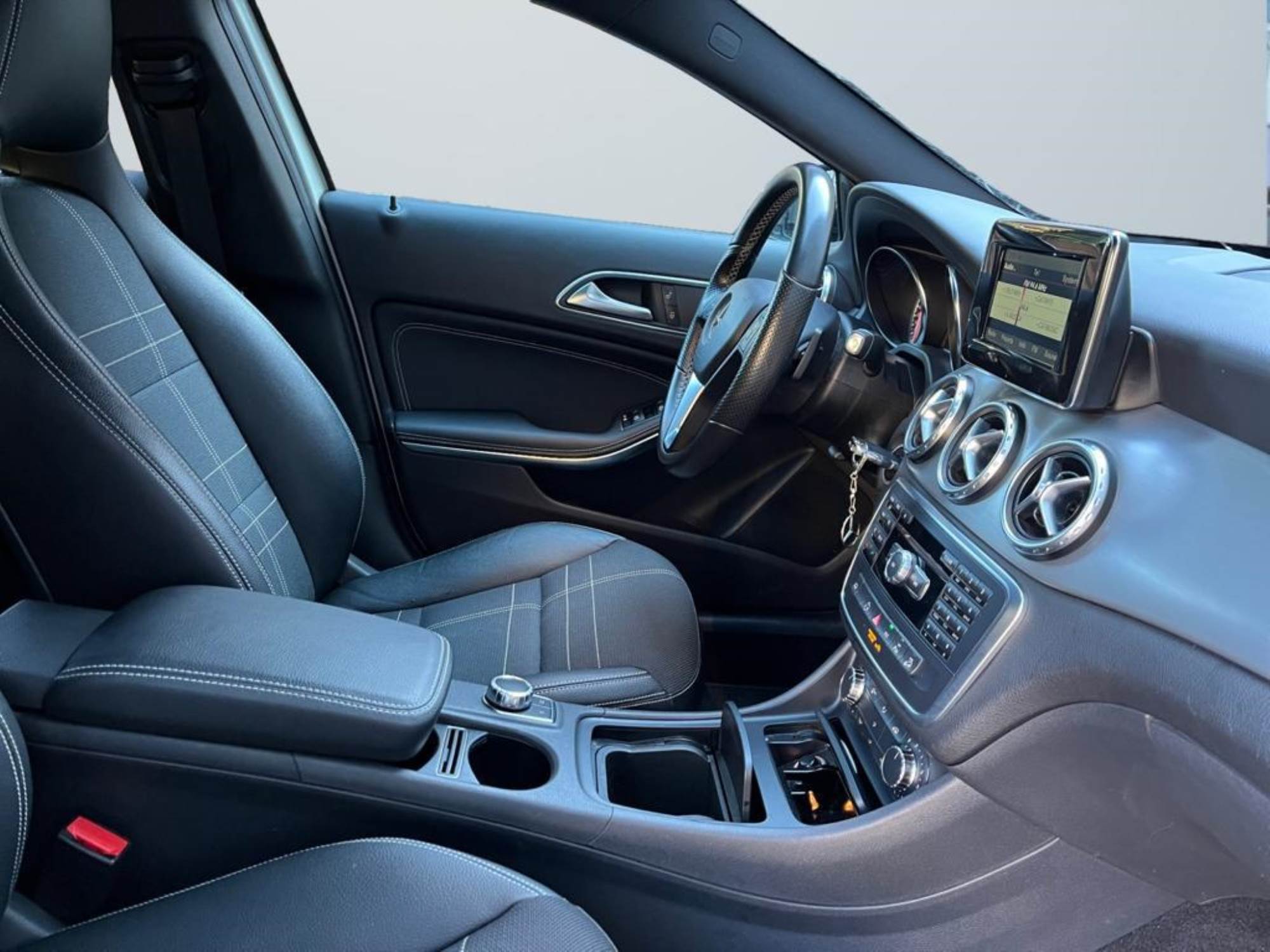 Mercedes-Benz GLA 220 CDI 4MATIC