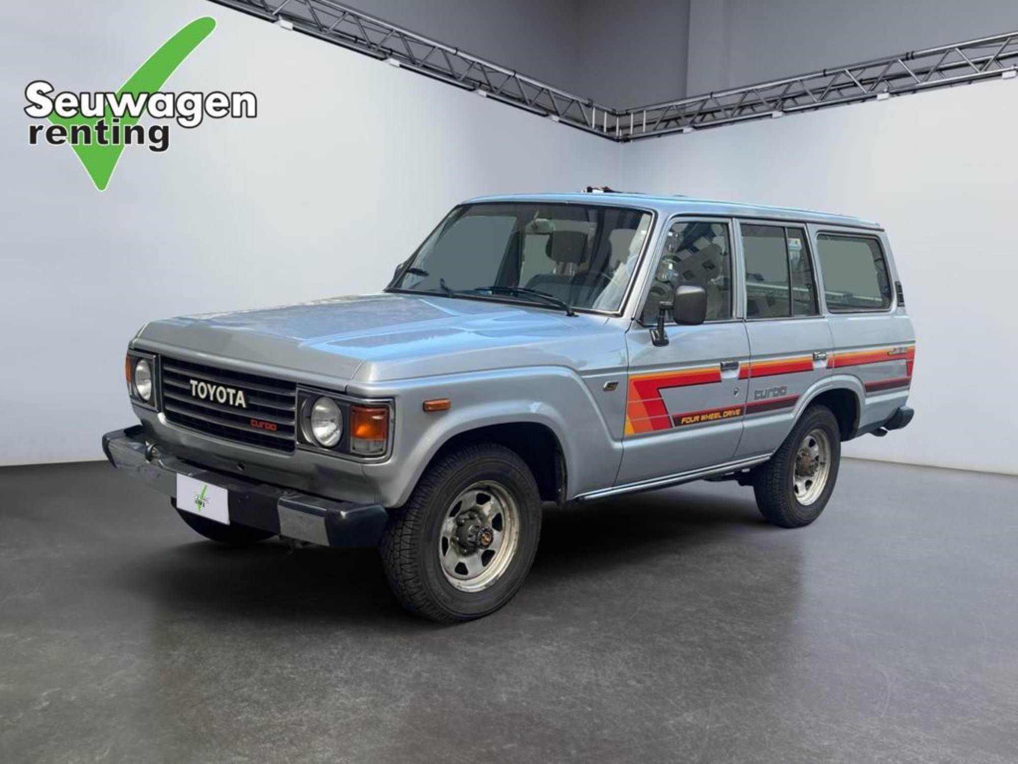 Toyota Land Cruiser CR.S.W.HJ61TUR.