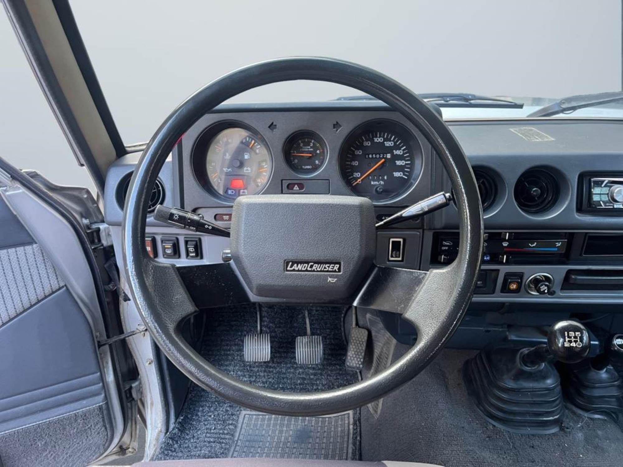 Toyota Land Cruiser CR.S.W.HJ61TUR.