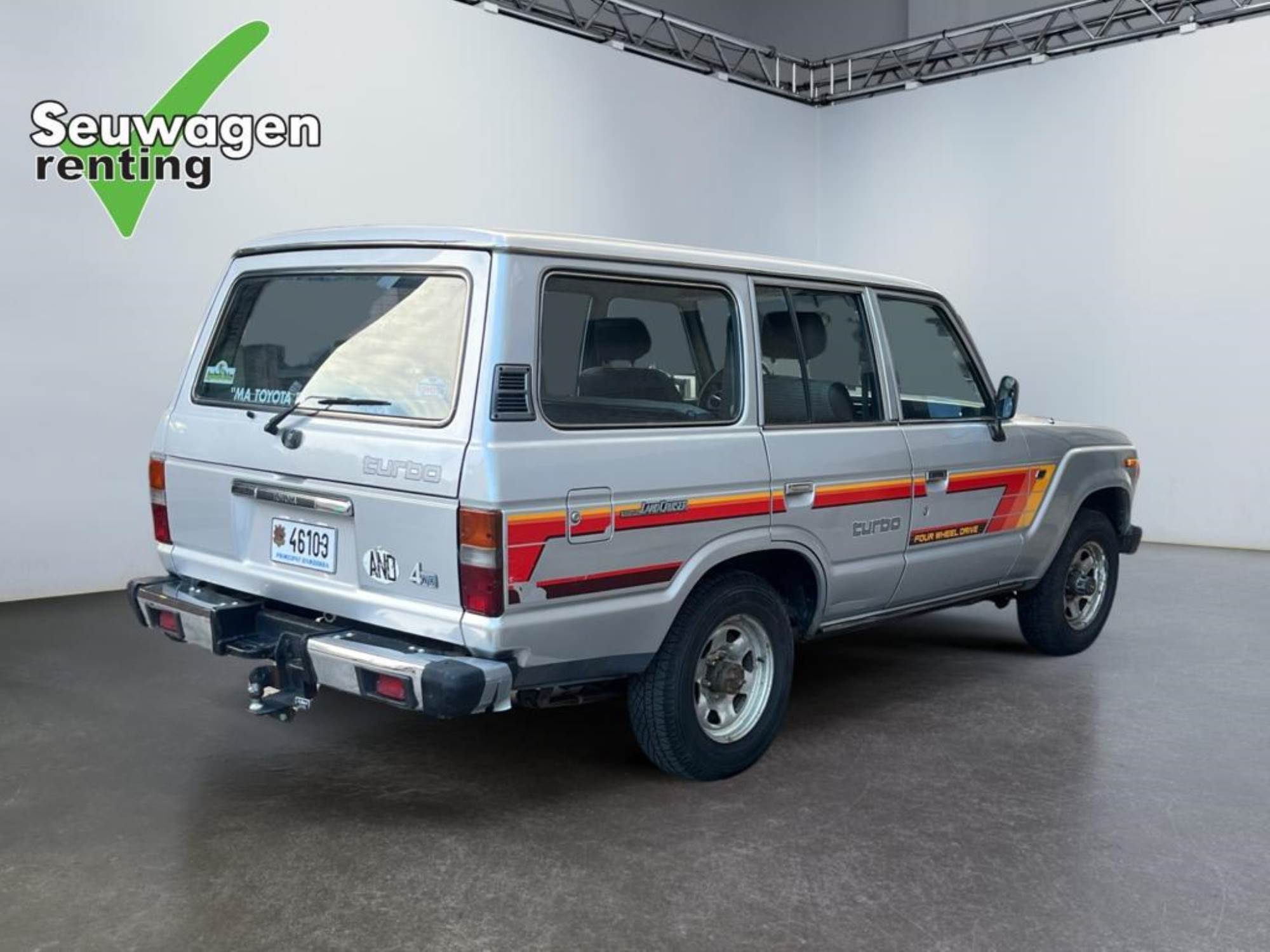 Toyota Land Cruiser CR.S.W.HJ61TUR.