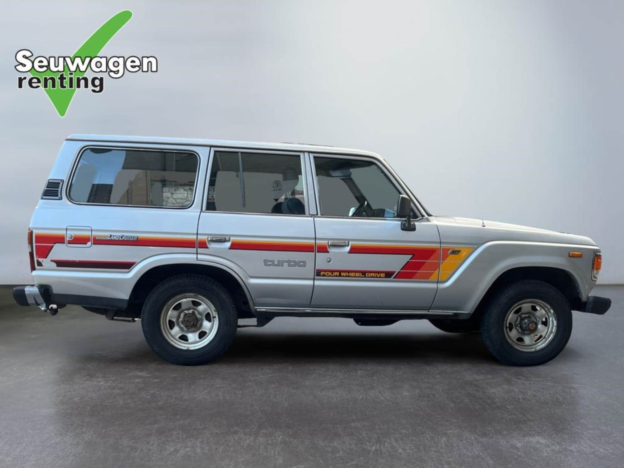Toyota Land Cruiser CR.S.W.HJ61TUR.