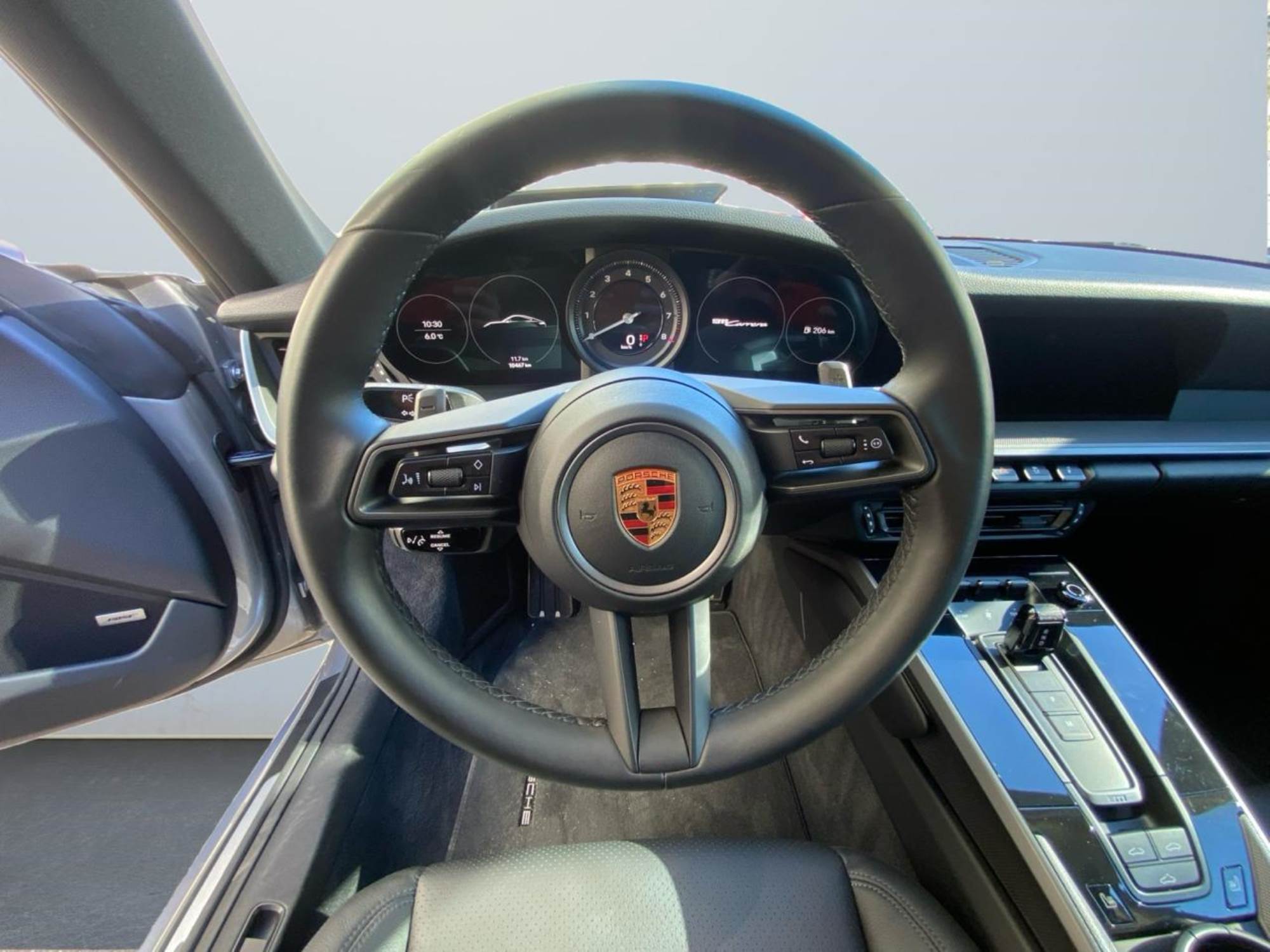 Porsche 911 - 992 3.0 Carrera 