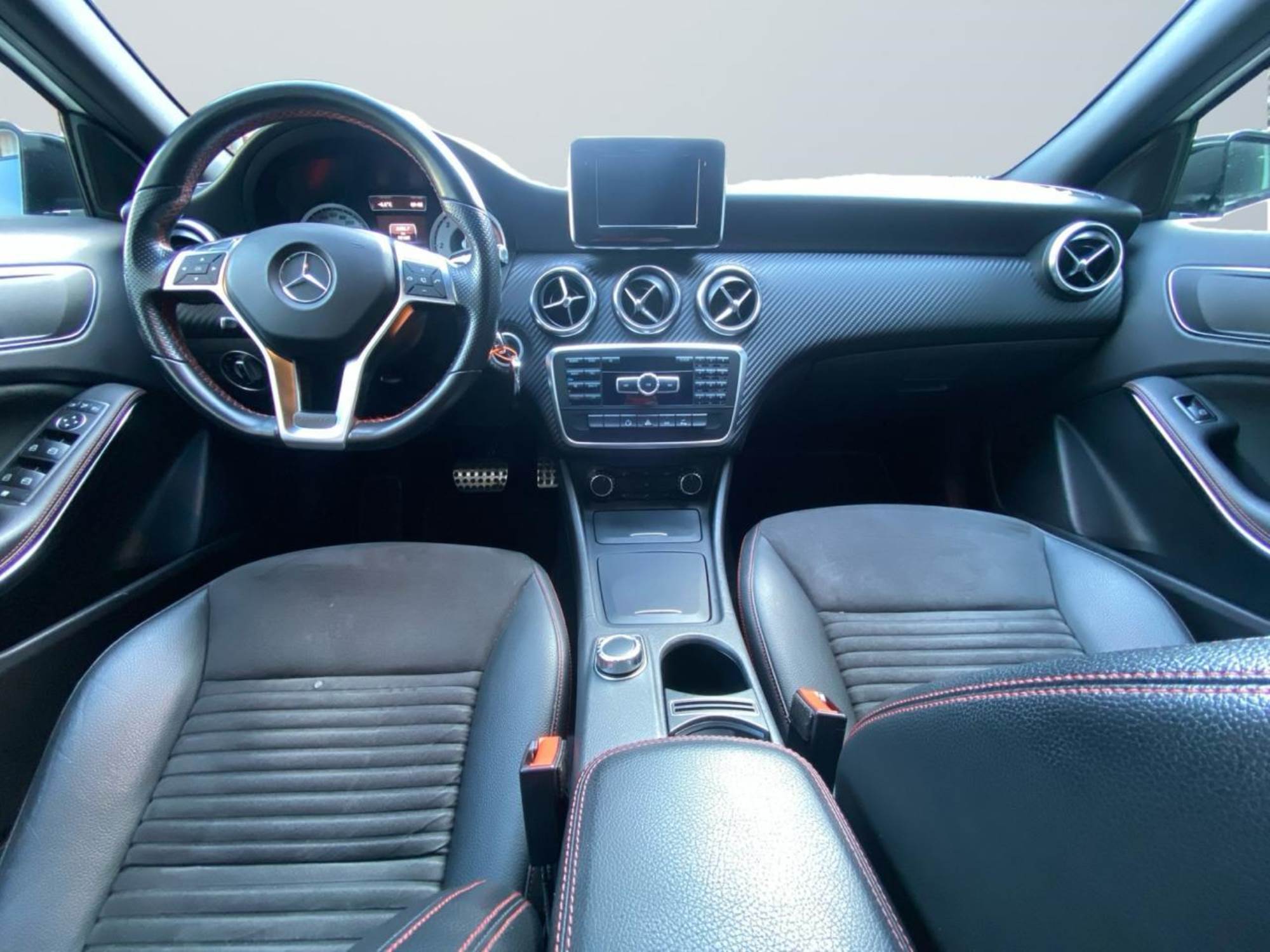 Mercedes-Benz A 220 CDI