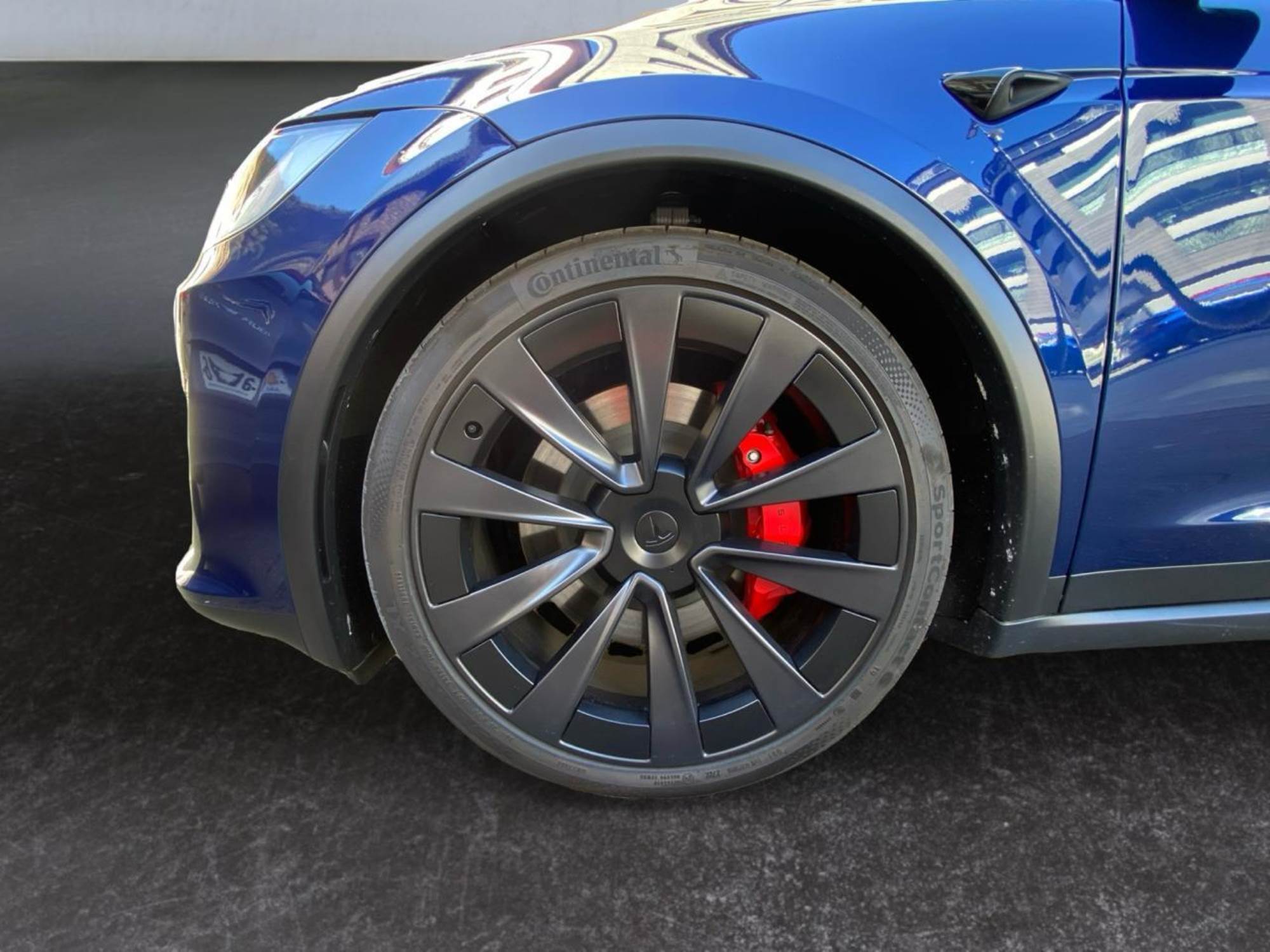 Tesla Model X Plaid