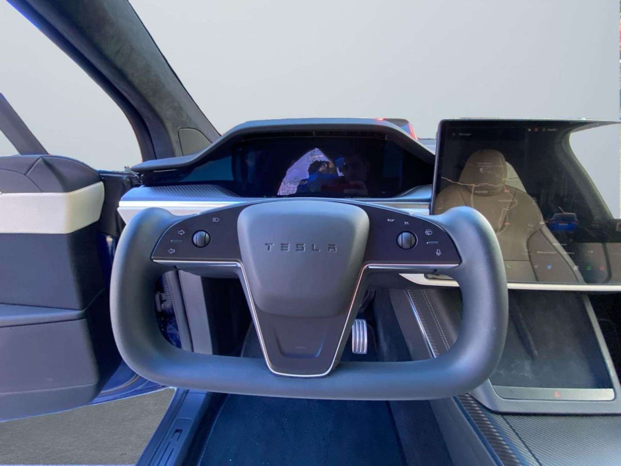 Tesla Model X Plaid