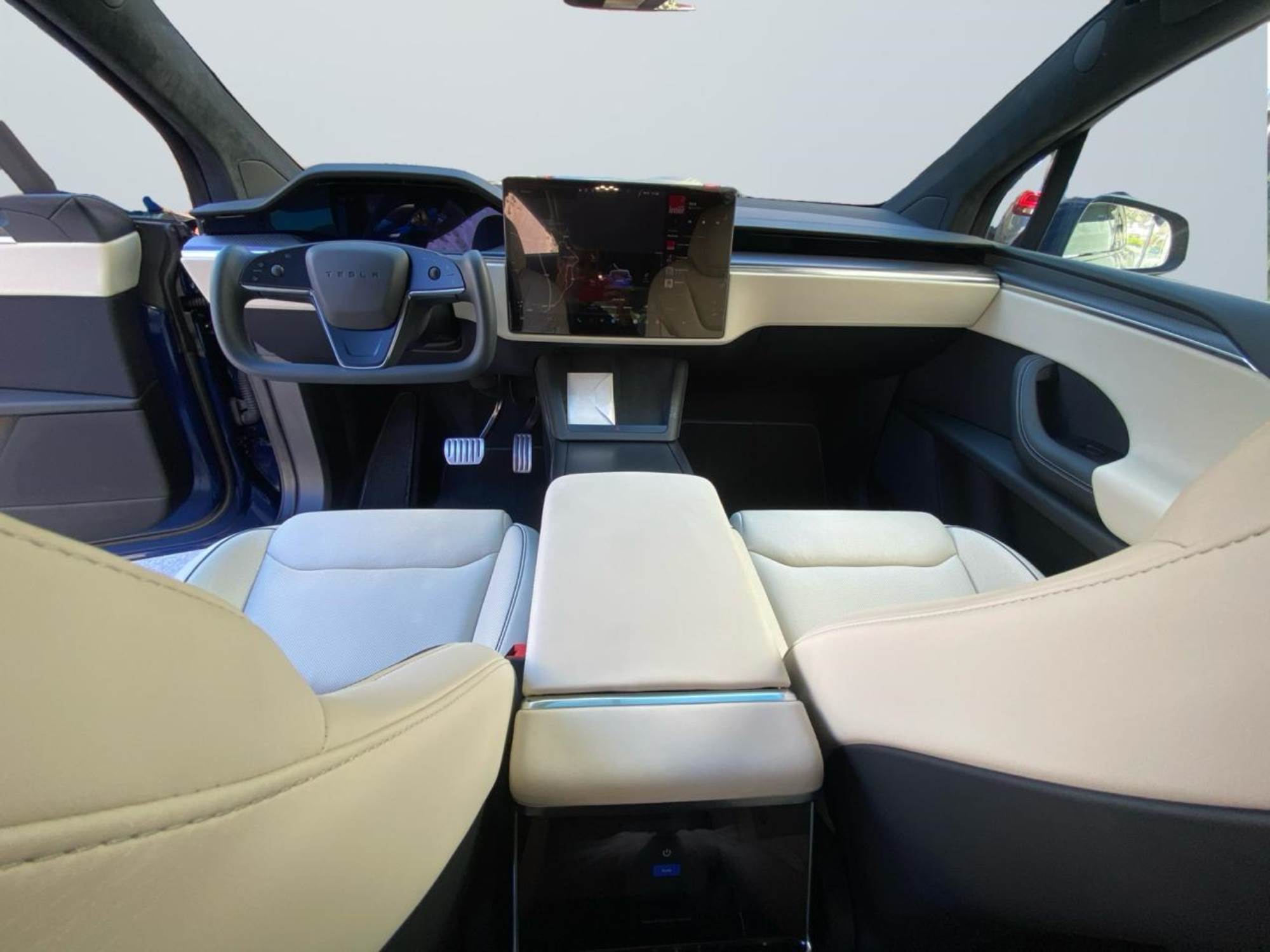 Tesla Model X Plaid