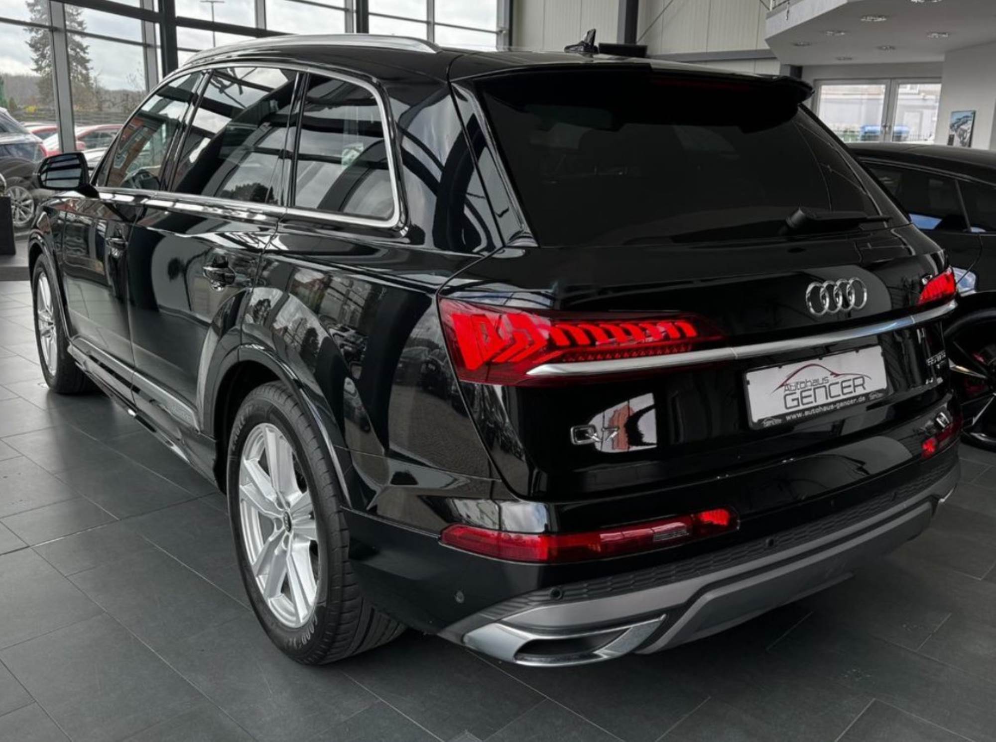 Audi Q7 55 TFSI QUATTRO S-LINE