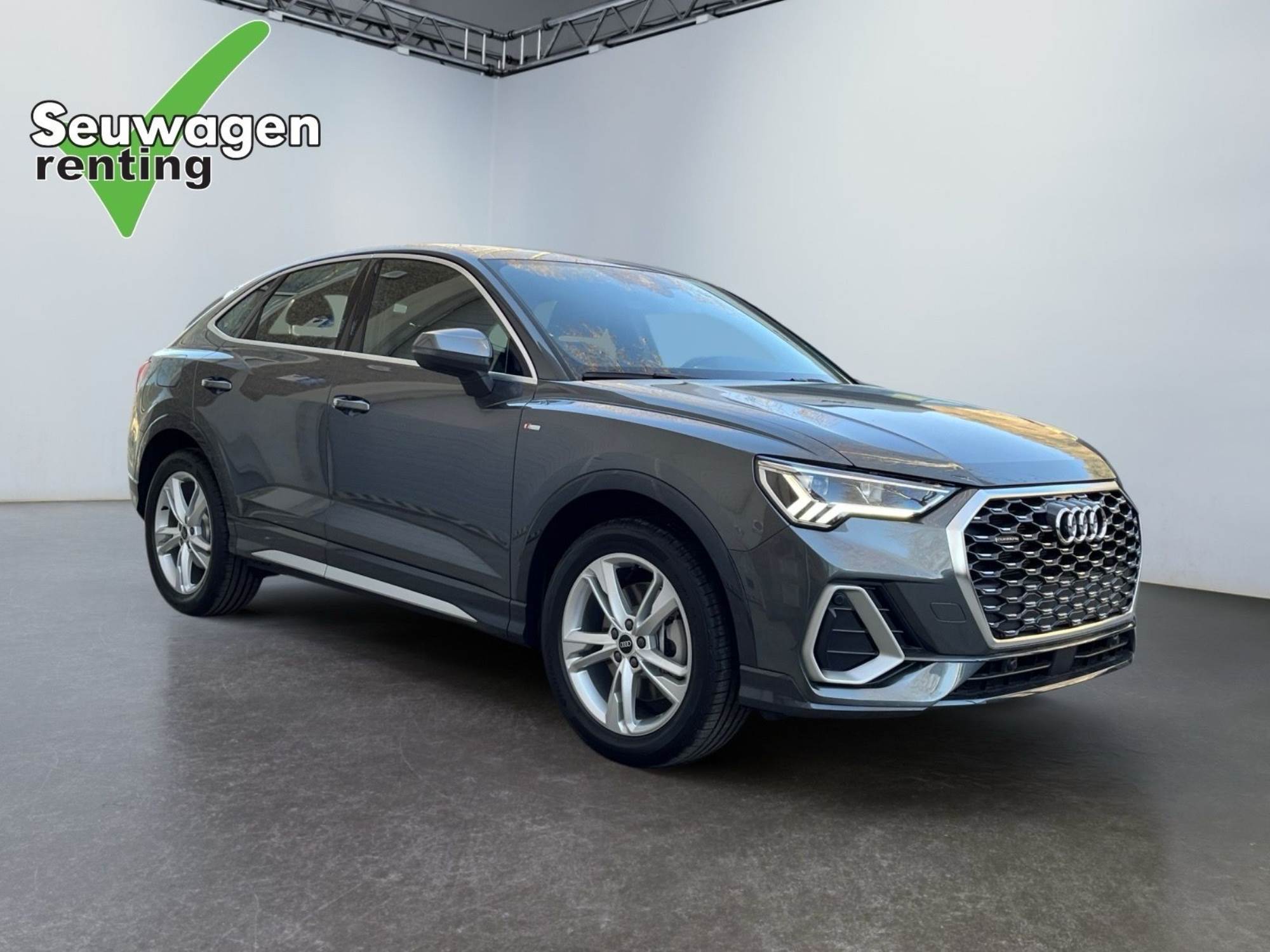 Audi Q3 S-Line 40 tfsi quattro
