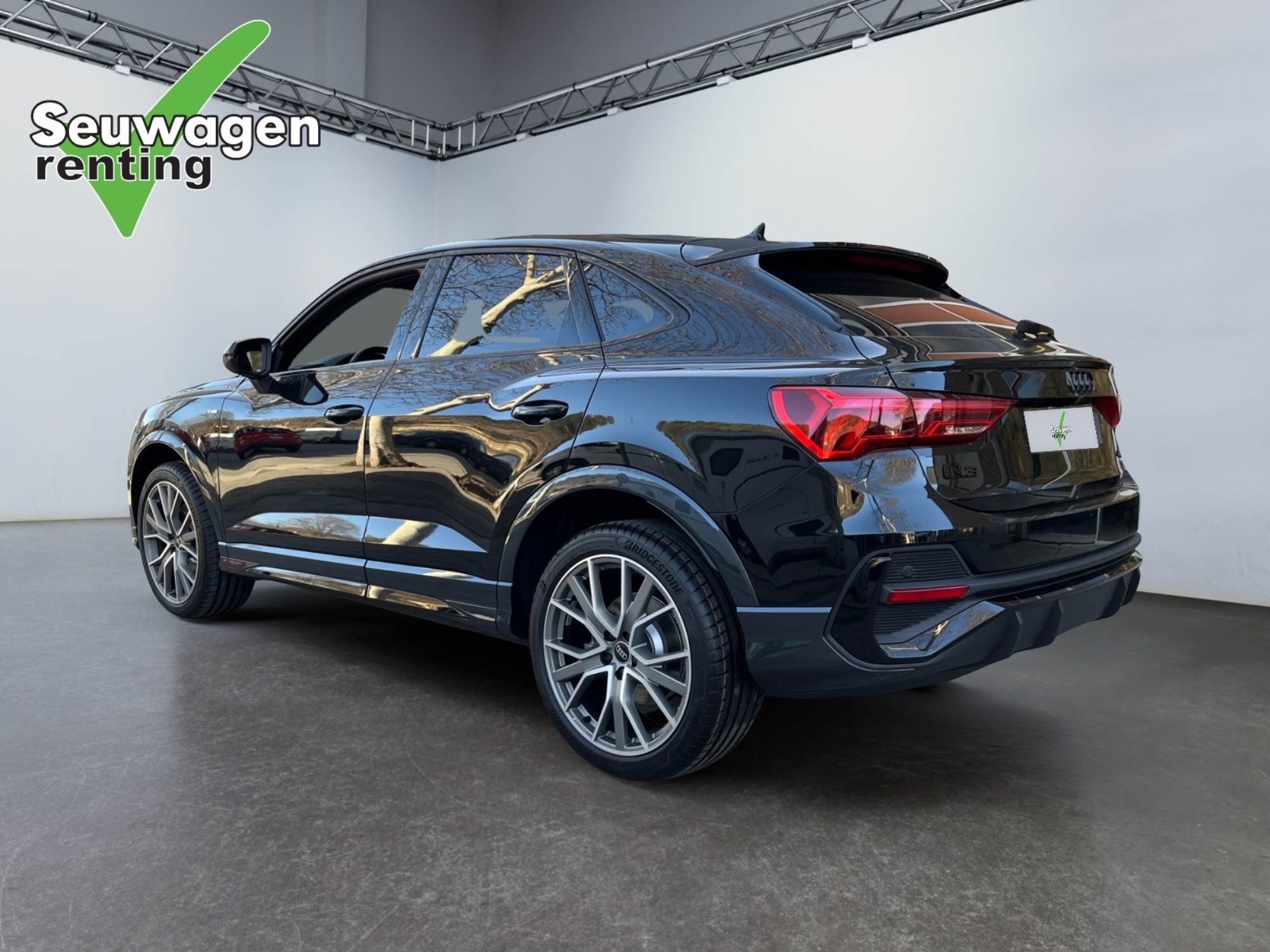 Audi Q3 Sportback black limited
