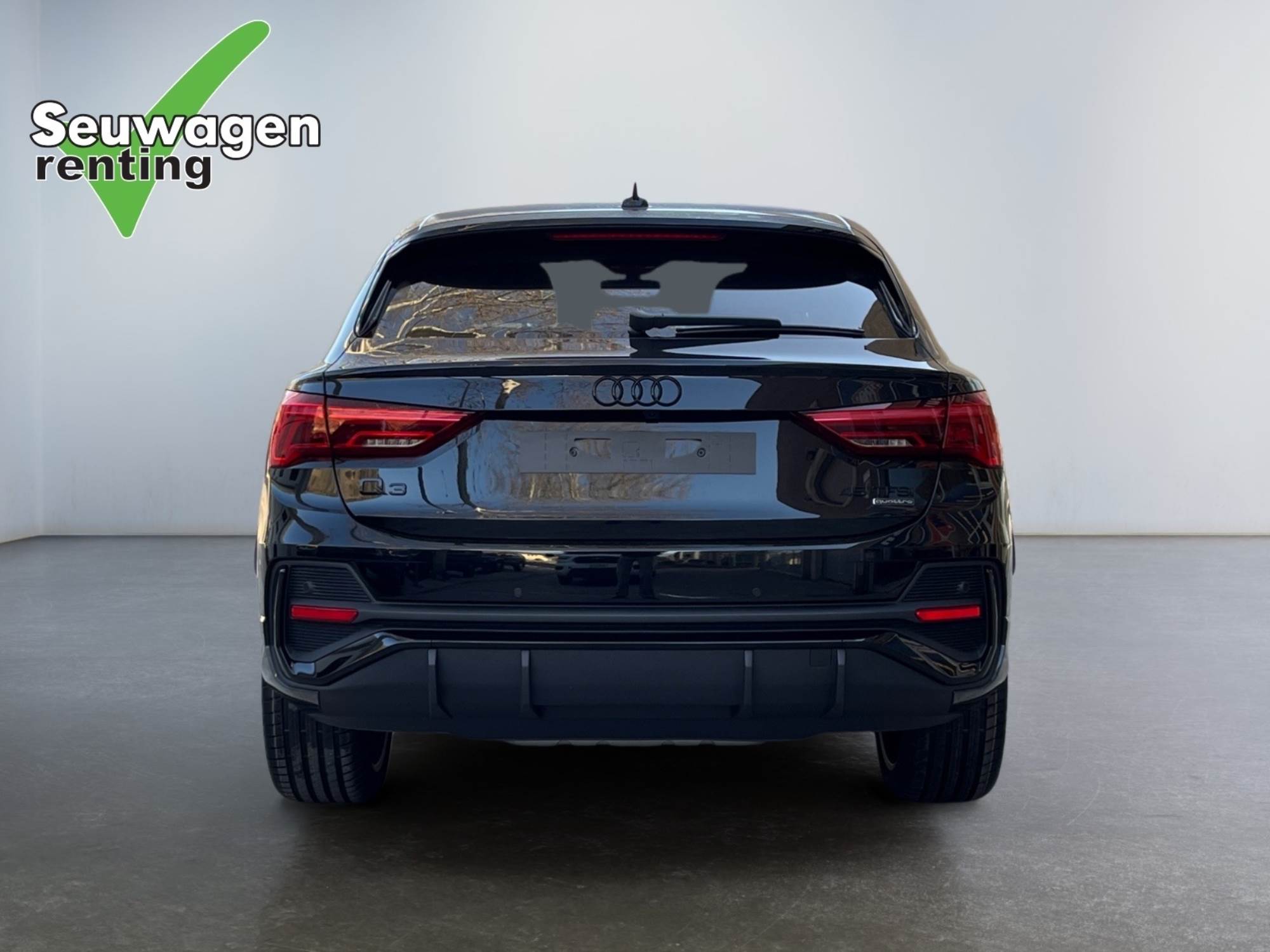 Audi Q3 Sportback black limited