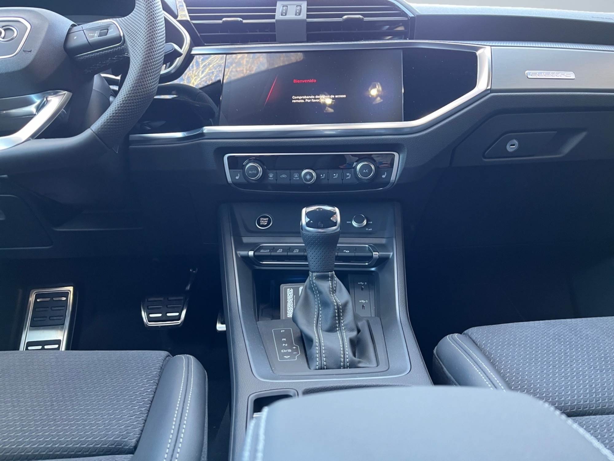 Audi Q3 Sportback black limited 40 TDI
