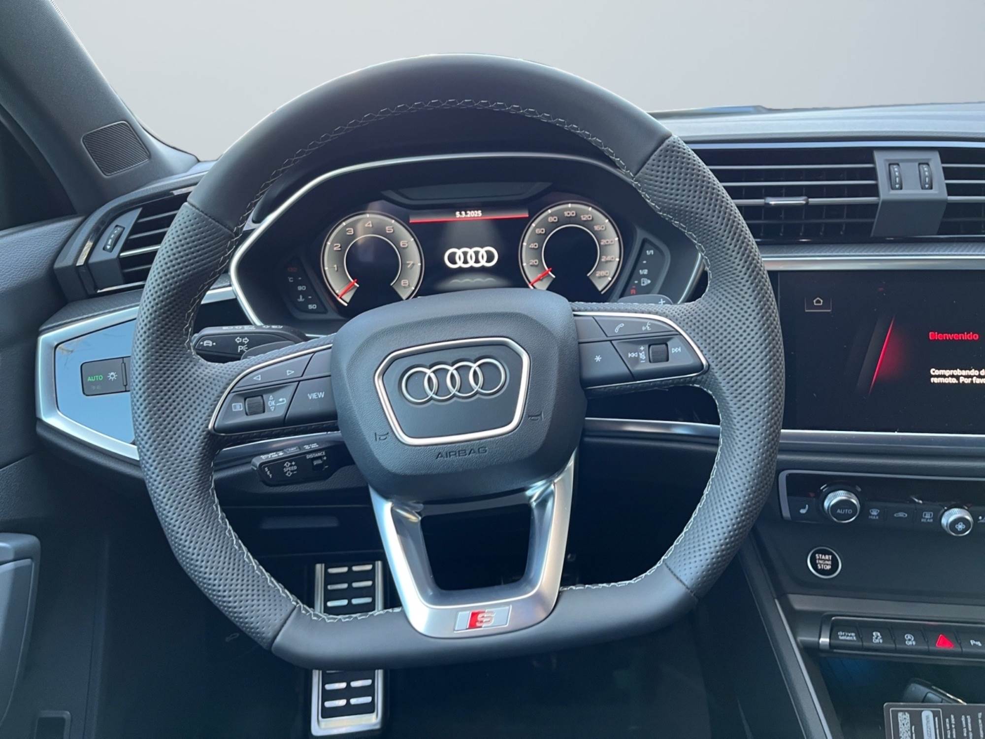Audi Q3 Sportback black limited 40 TDI