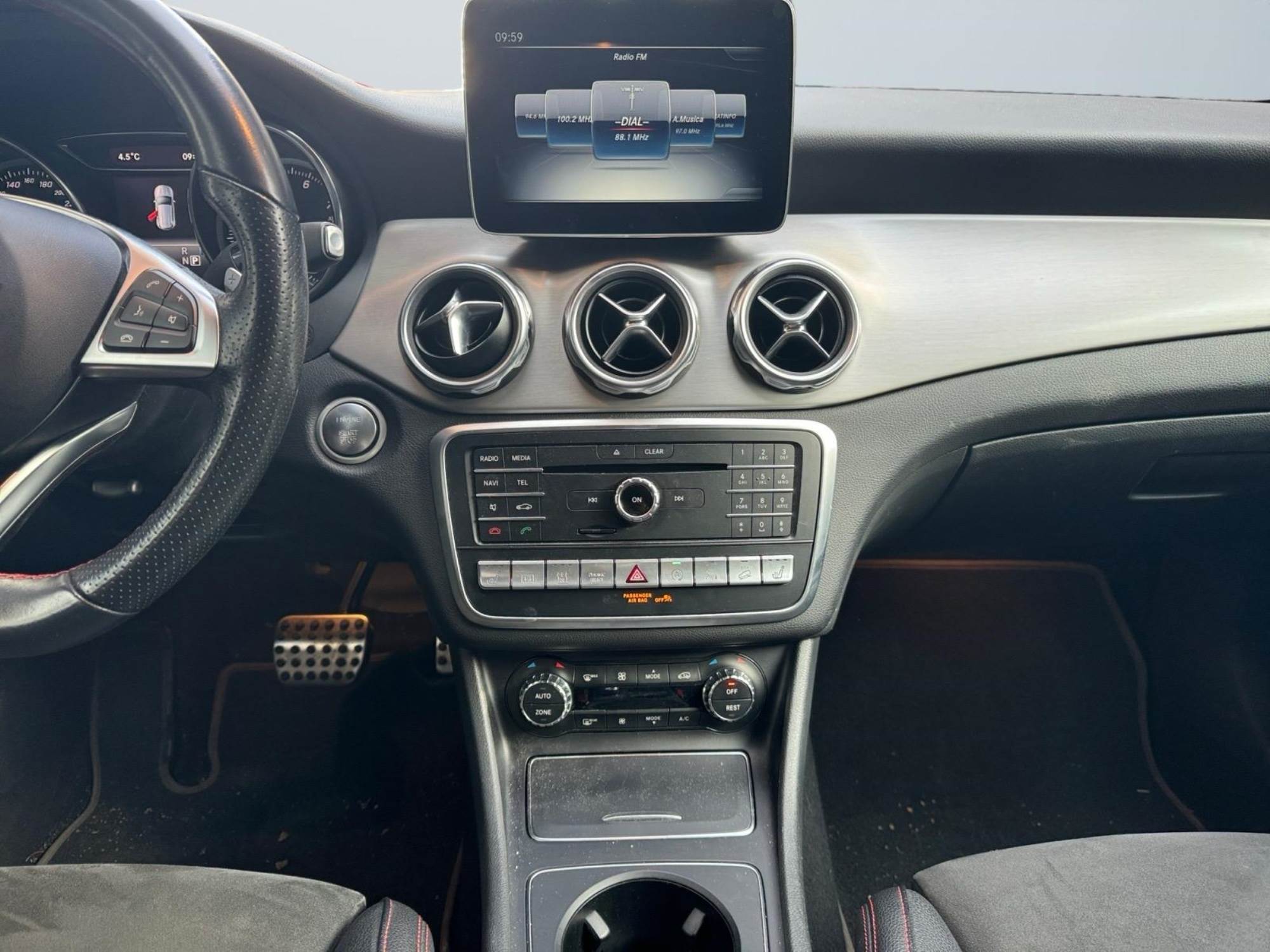 Mercedes-Benz GLA 220 4Matic 