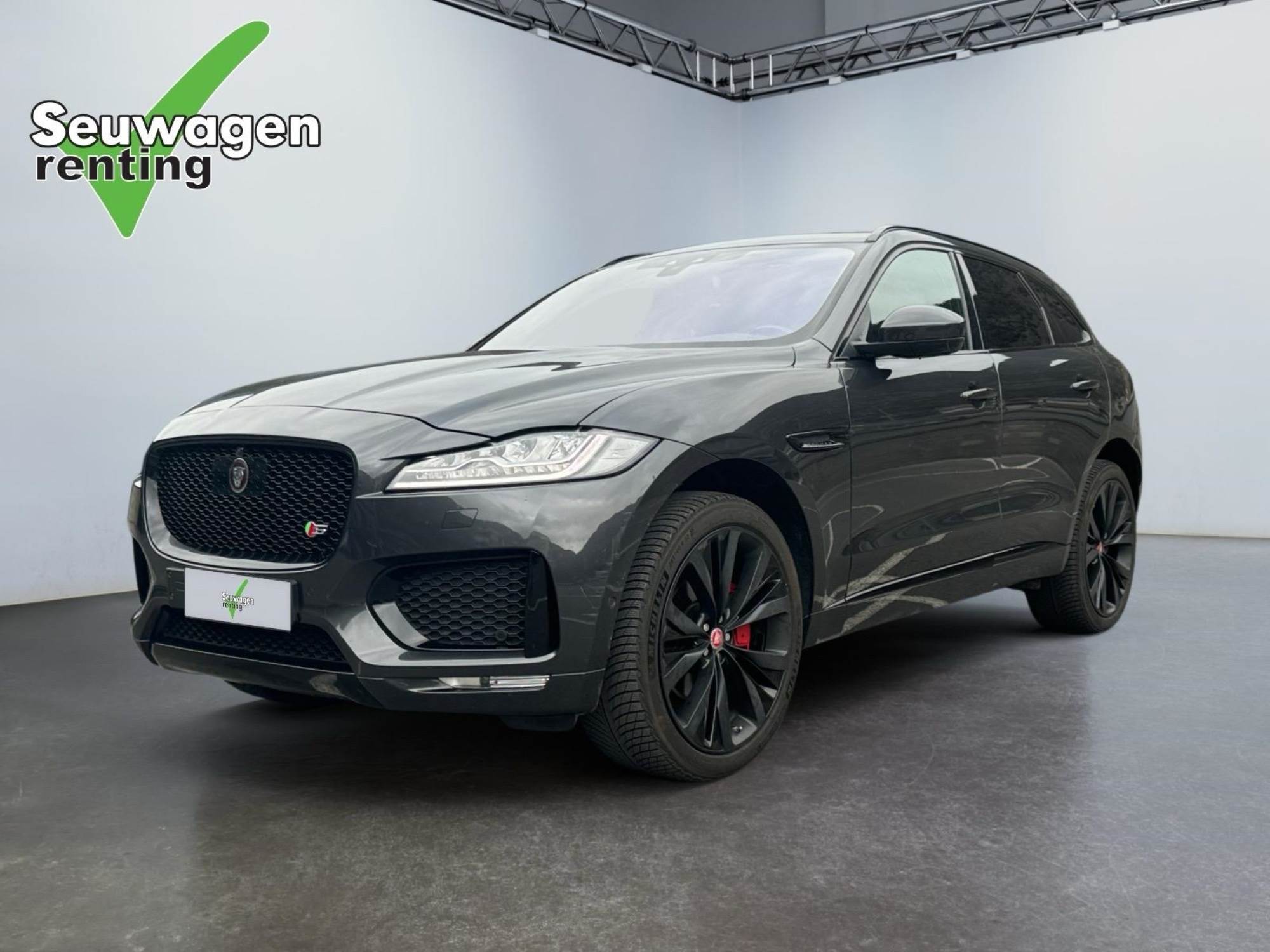 Jaguar F-Pace S
