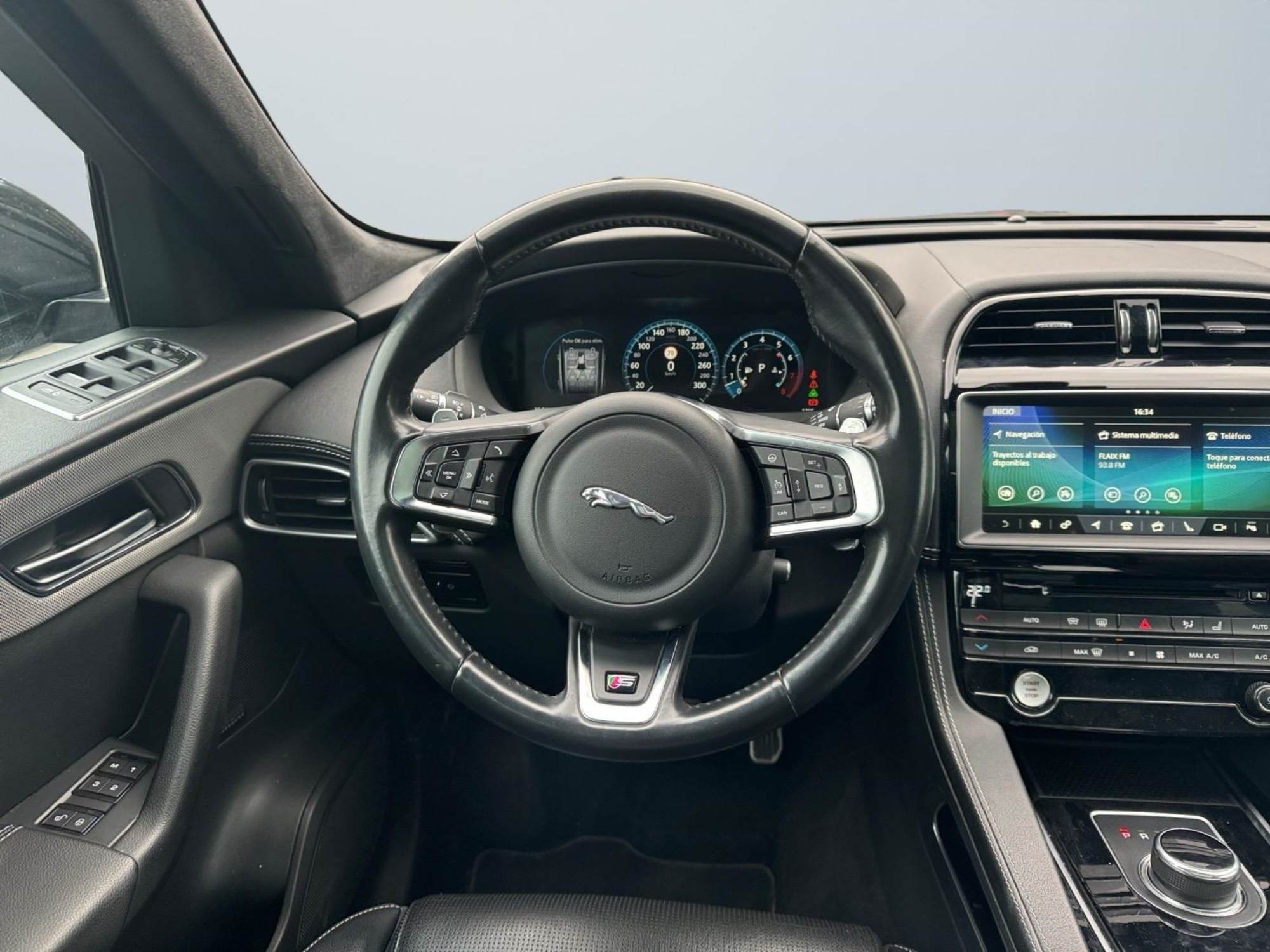 Jaguar F-Pace S