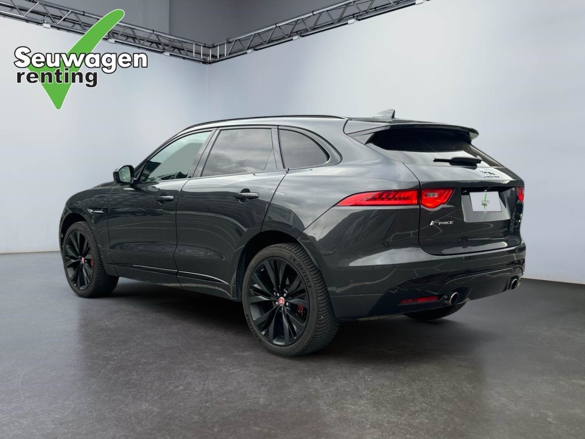 Jaguar F-Pace S