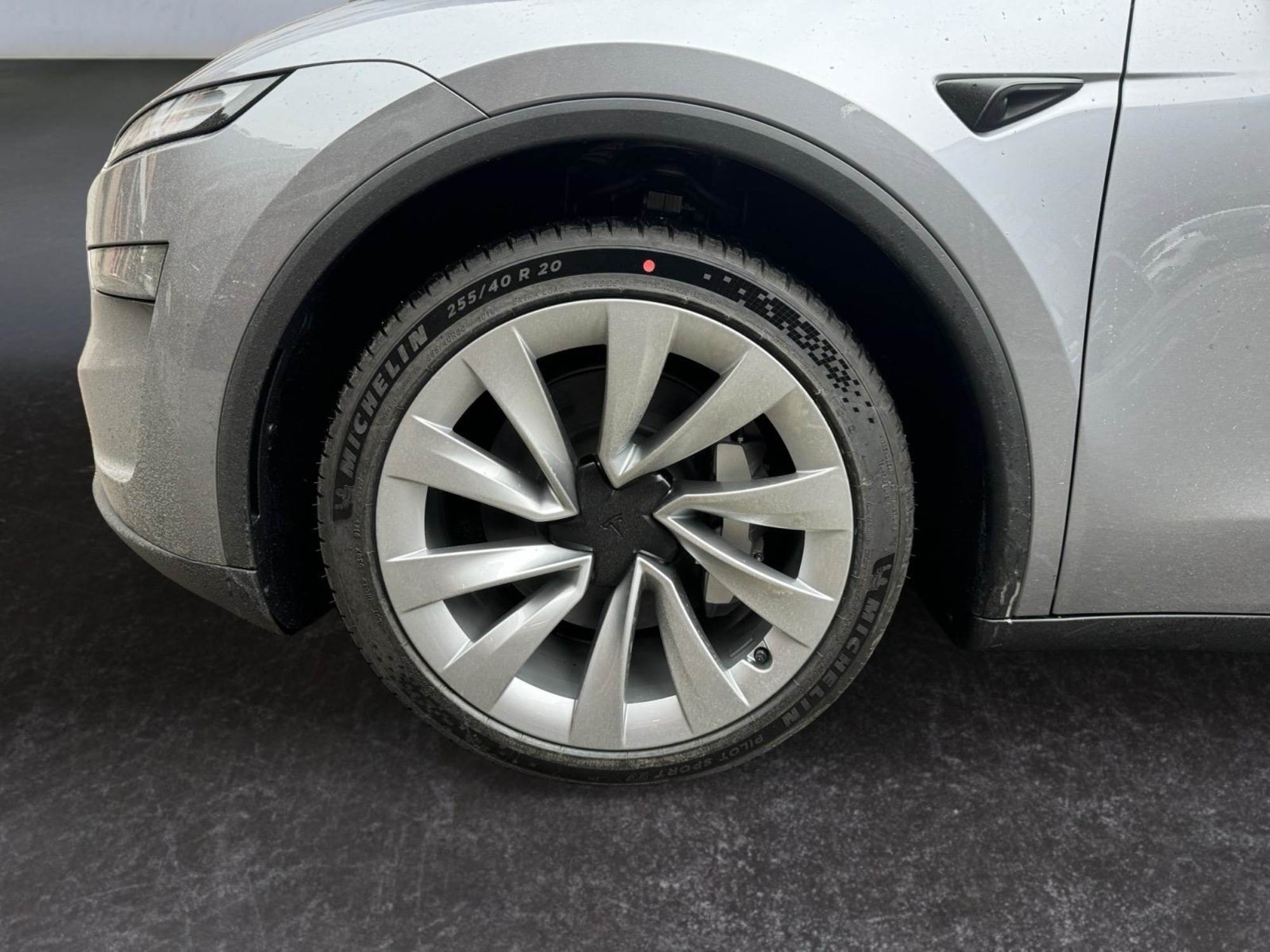 Tesla Model Y !!NOU MODEL - JUNIPER!!