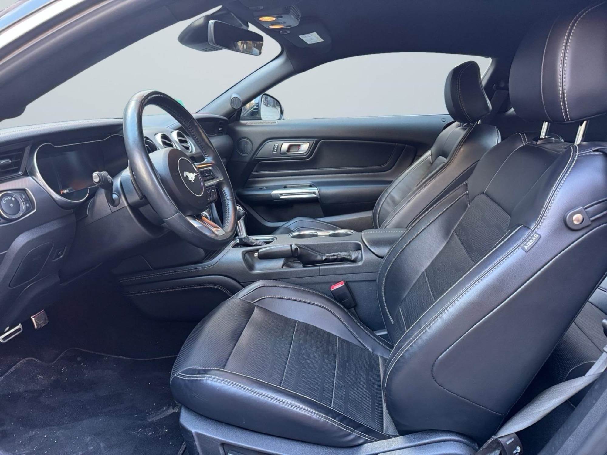 Ford Mustang V8 5.0 - 450cv