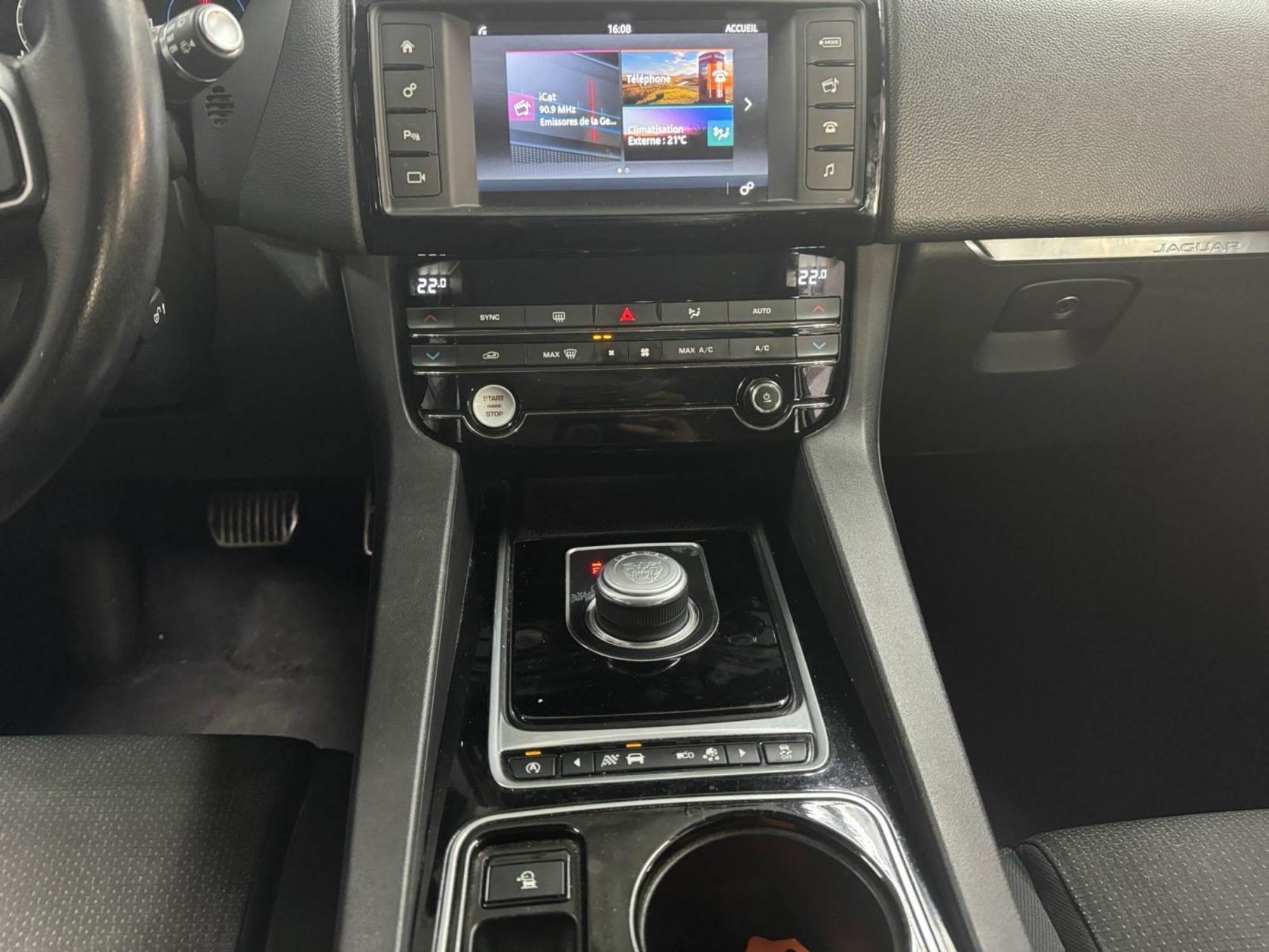 Jaguar F-Pace 180CV 4X4