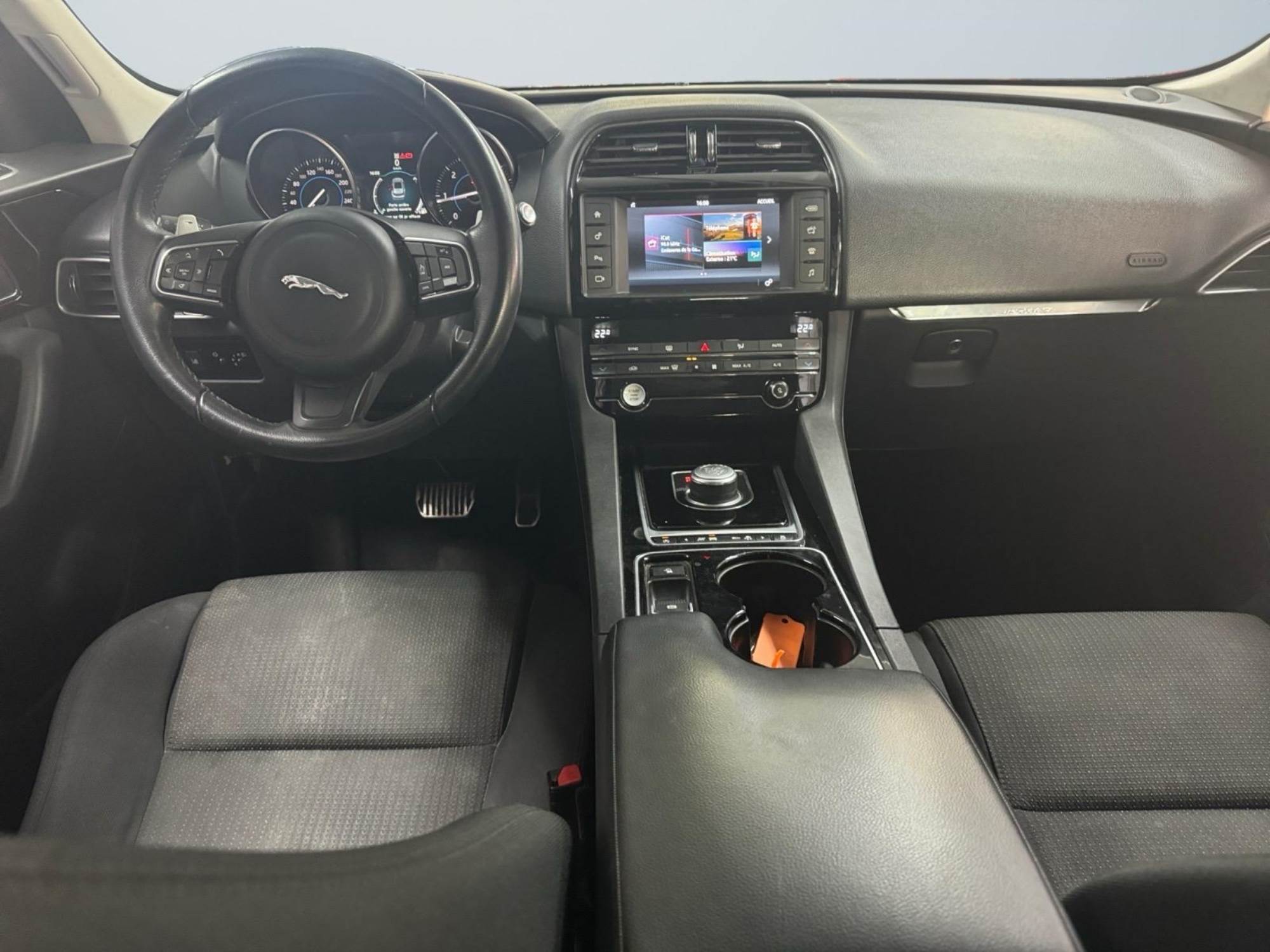 Jaguar F-Pace 180CV 4X4