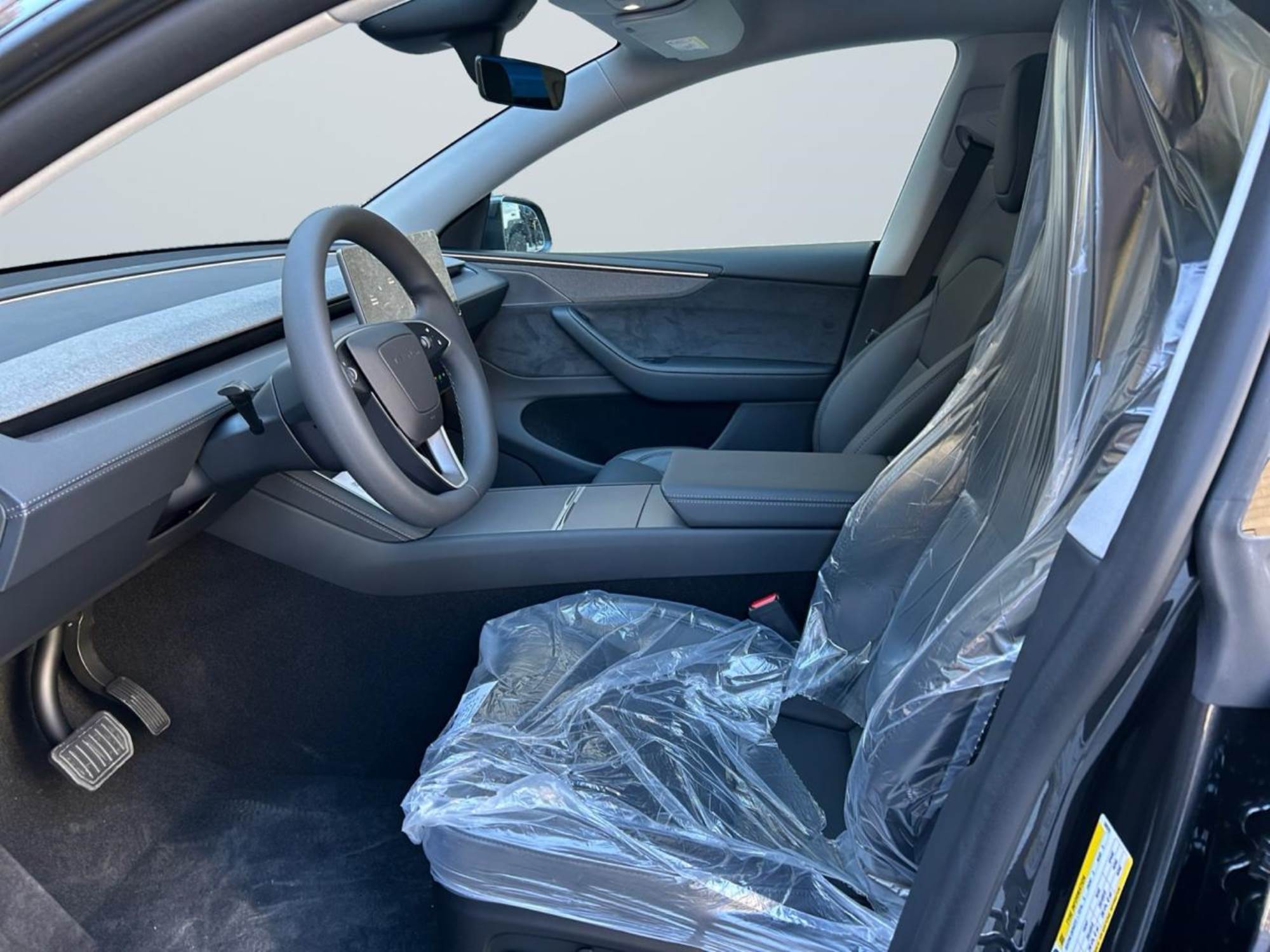 Tesla Model Y Pla de engega