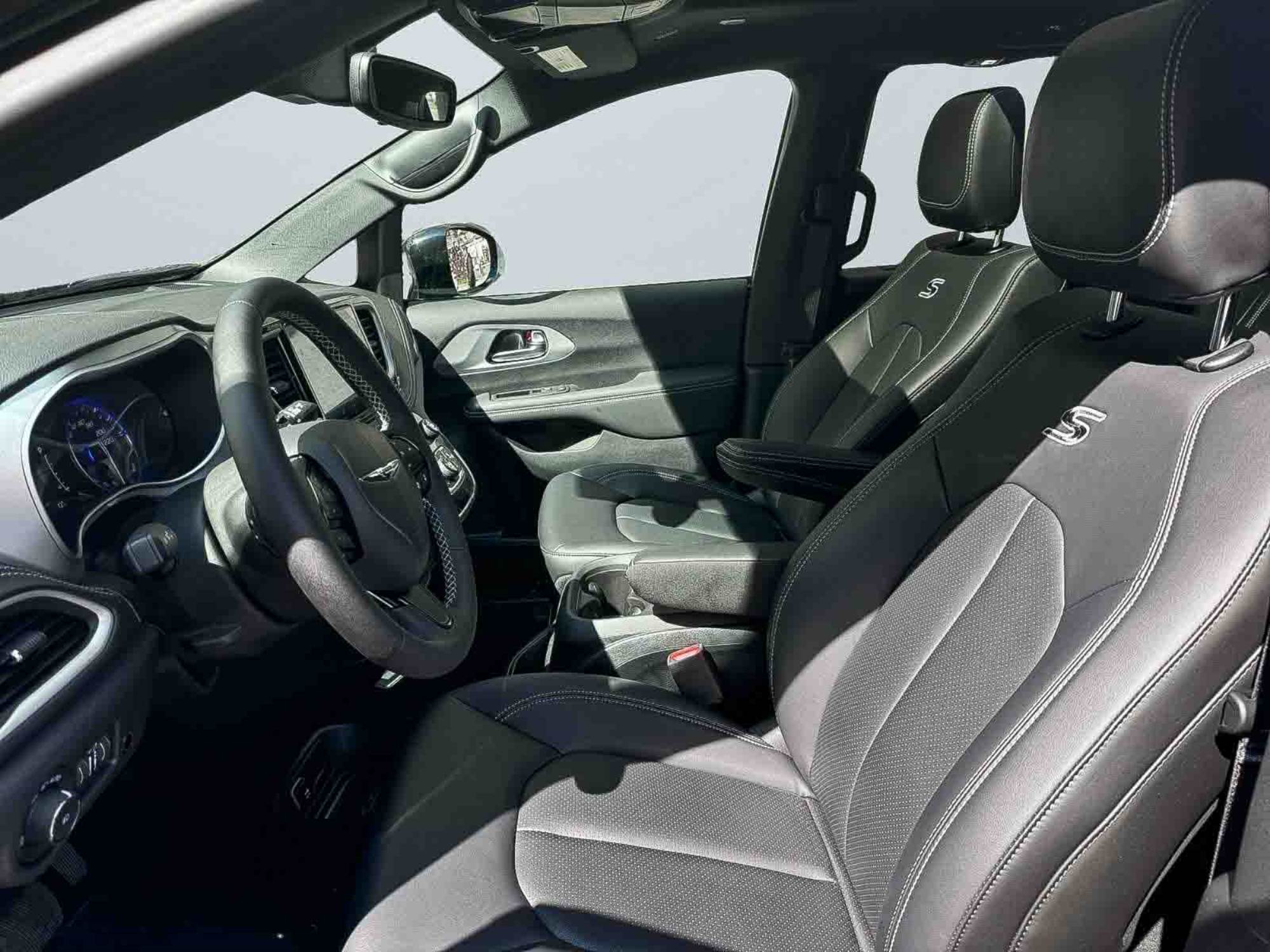 Chrysler Pacifica S 290 CV