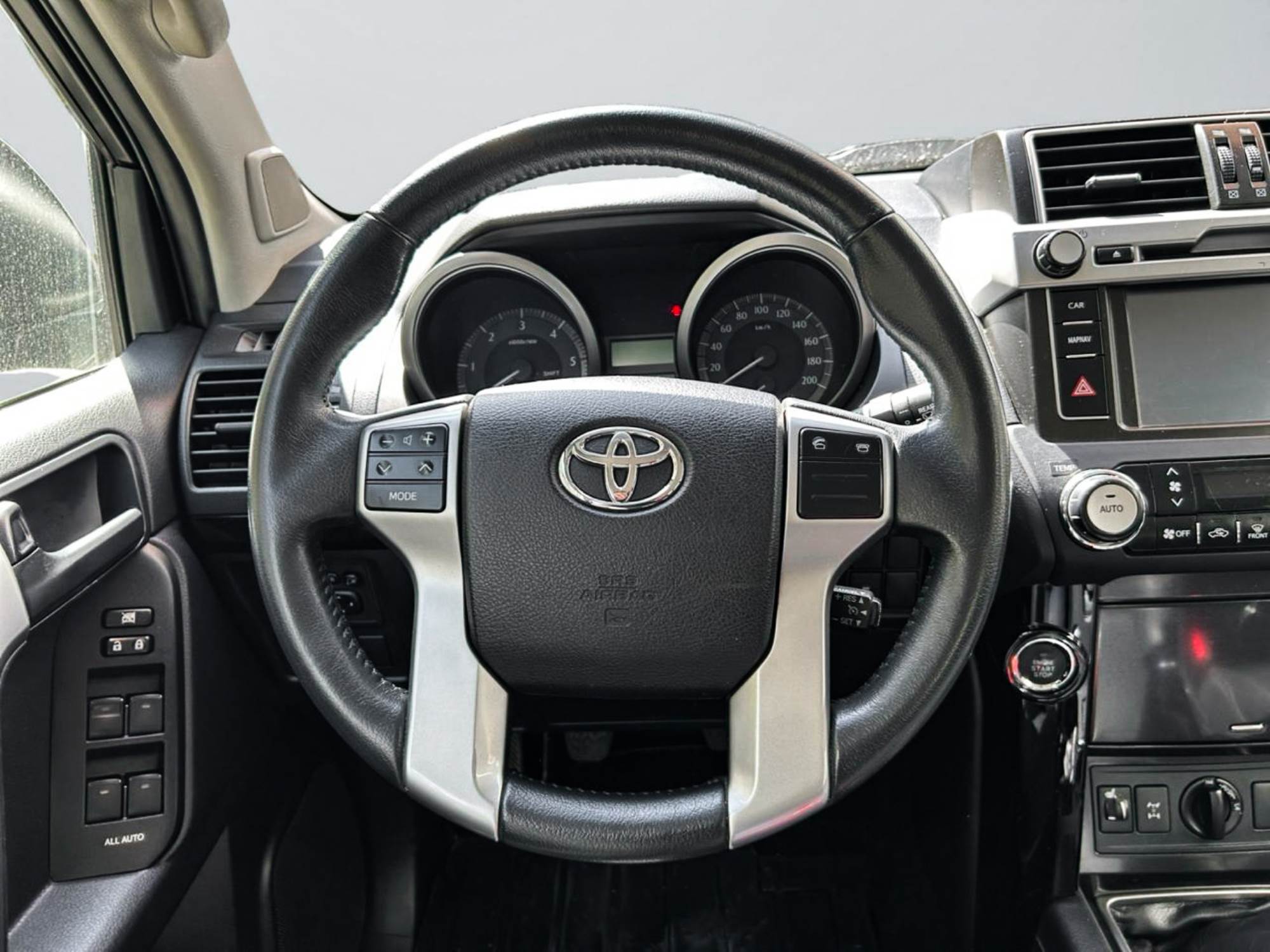Toyota Land Cruiser 4x4 3.0 D